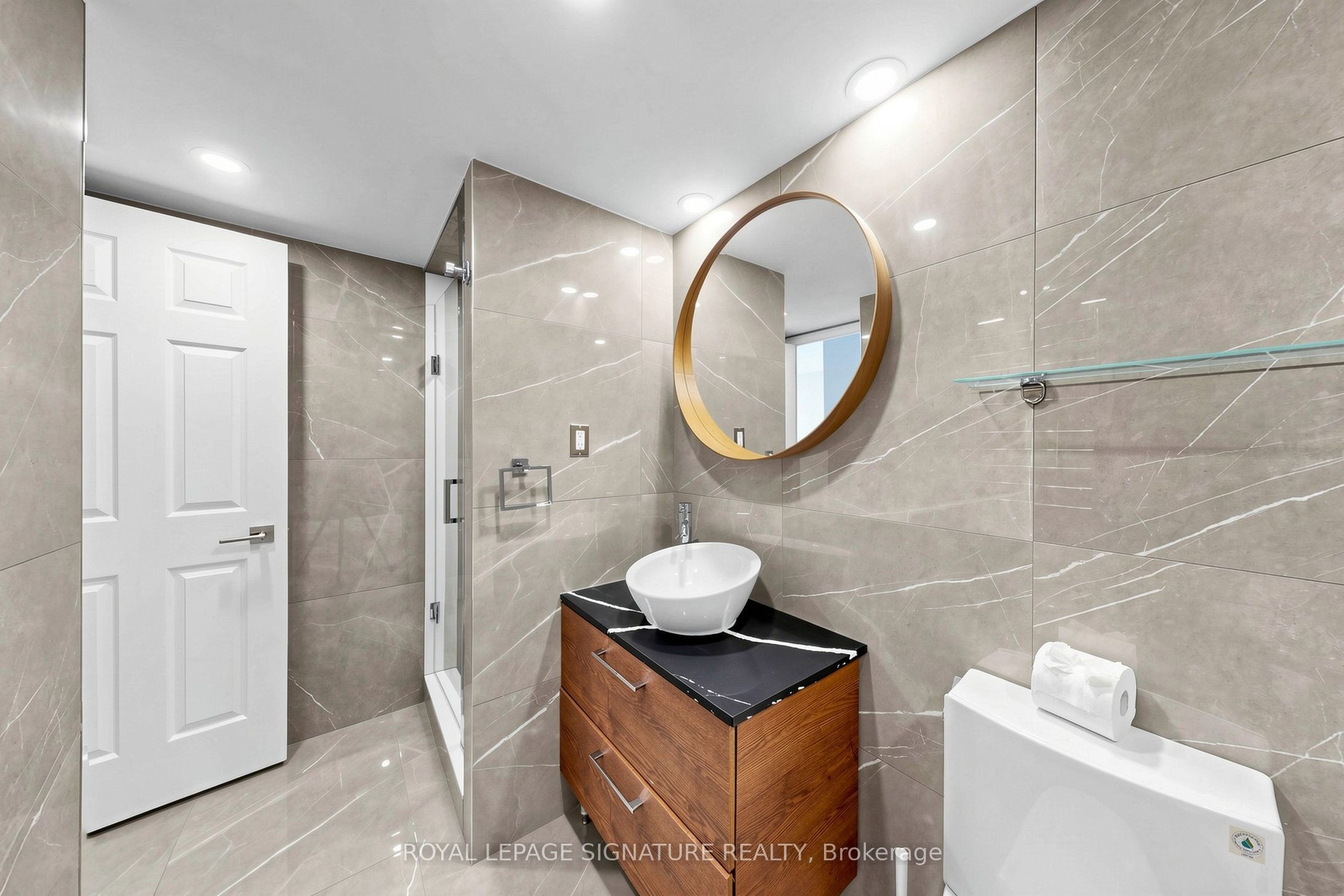 388 Bloor Street E 1801 Property Photo 33