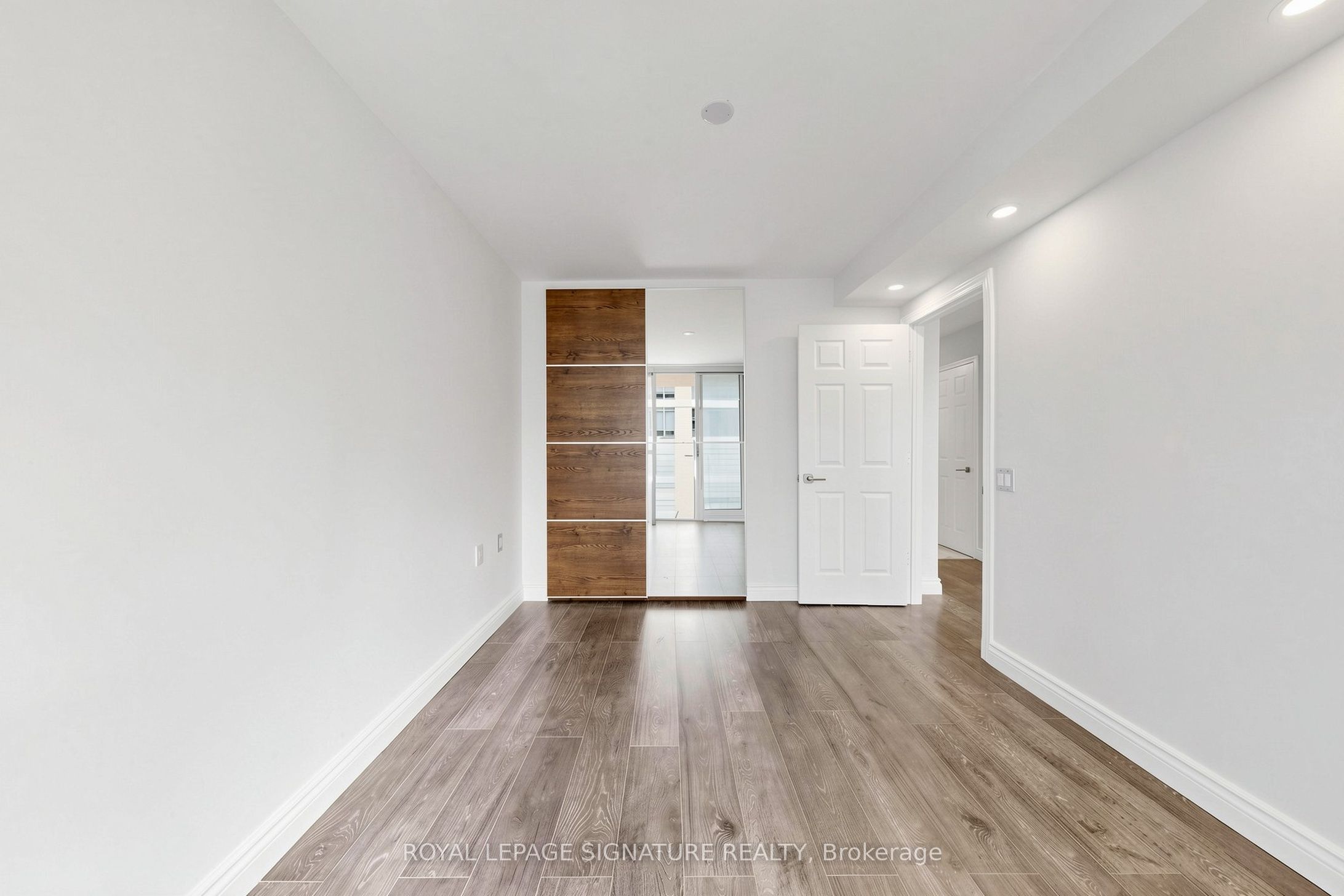 388 Bloor Street E 1801 Property Photo 38