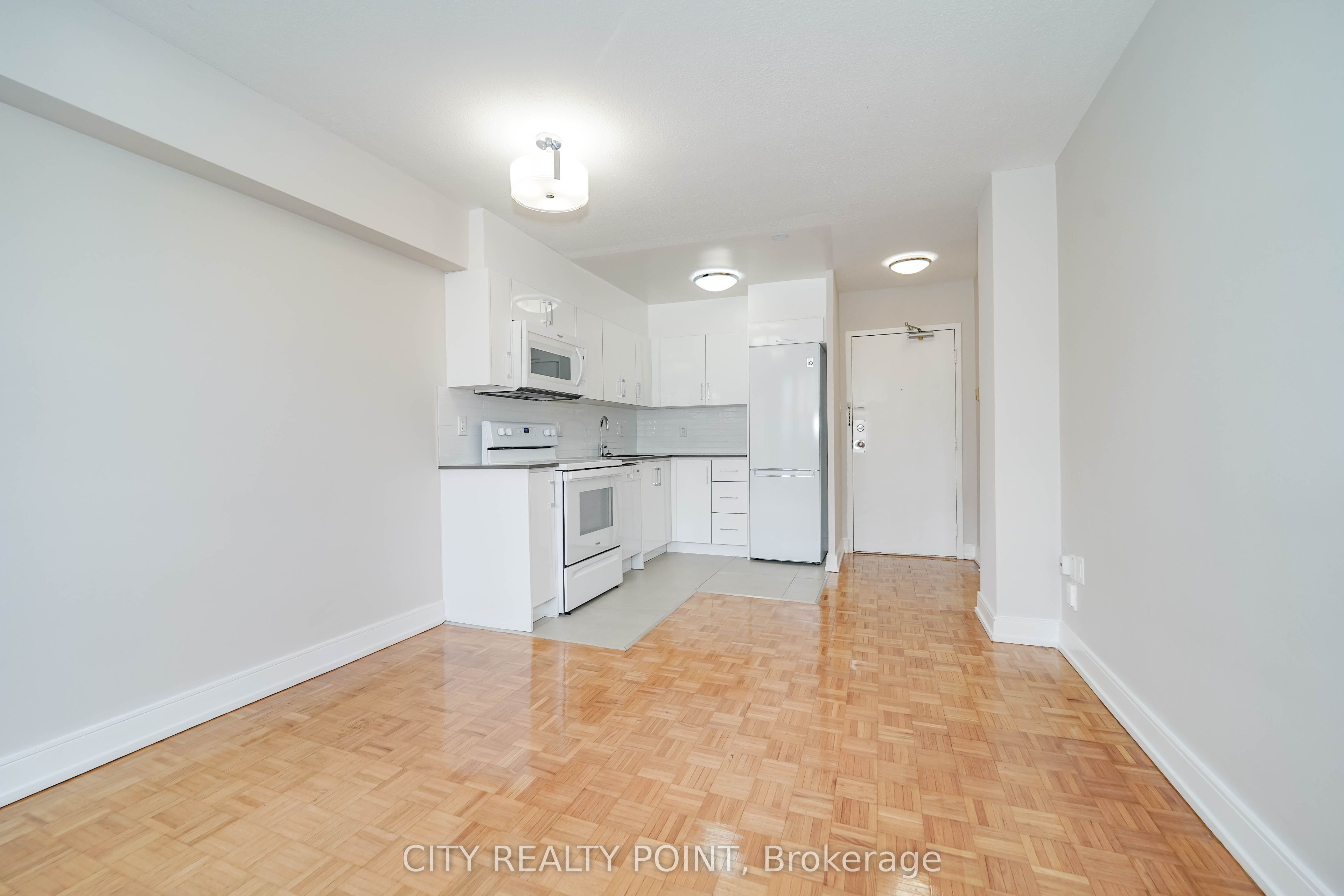 1500 Bathurst Street 807 Property Photo 7
