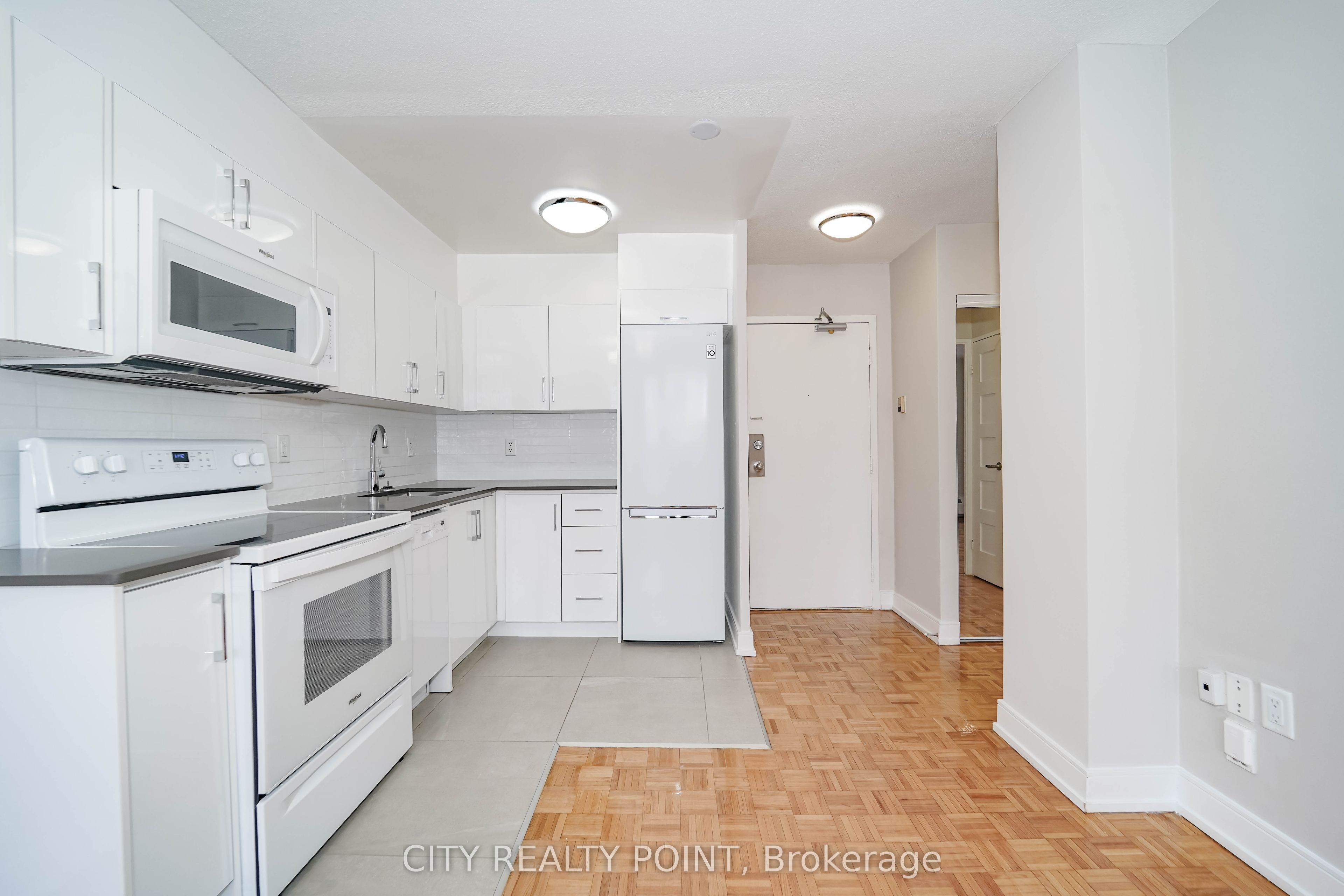 1500 Bathurst Street 807 Property Photo 8