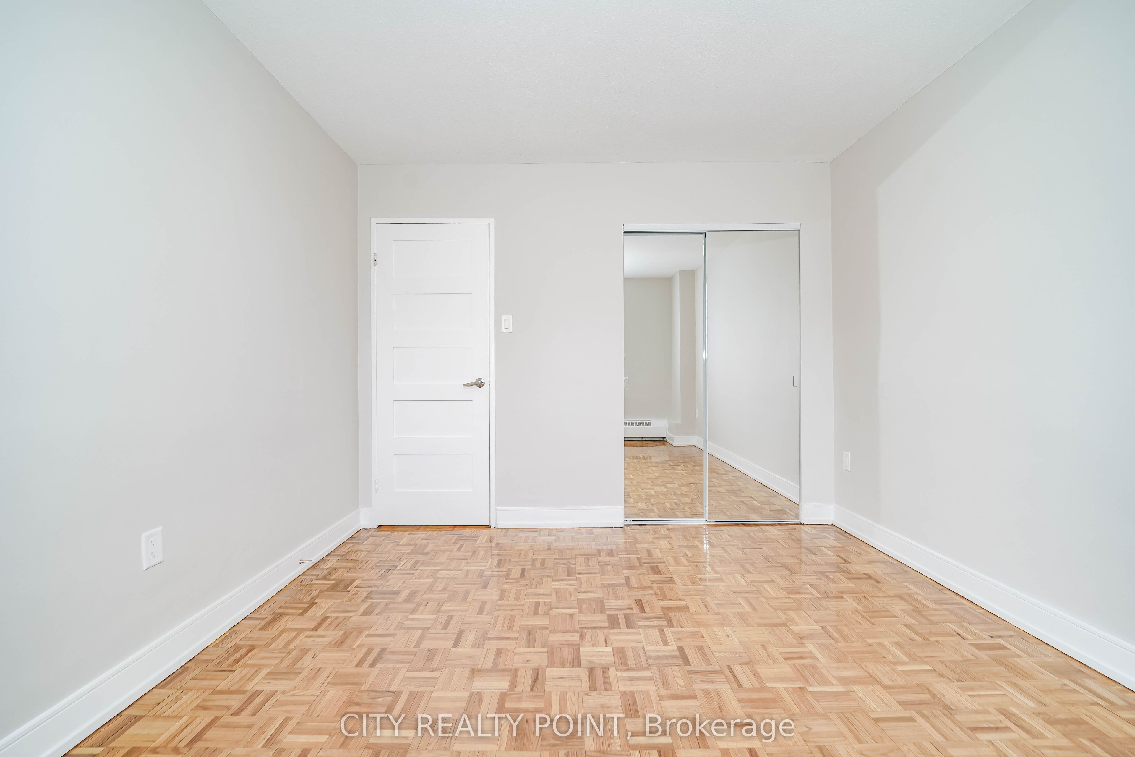 1500 Bathurst Street 807 Property Photo 13