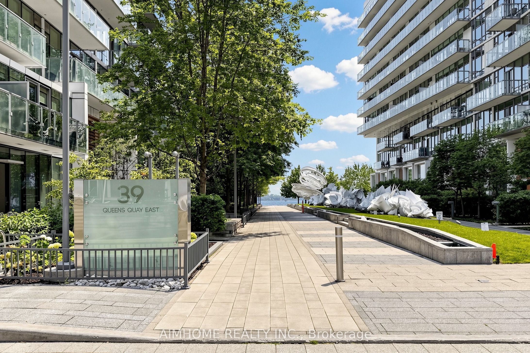 39 Queens Quay 328 Property Photo 2
