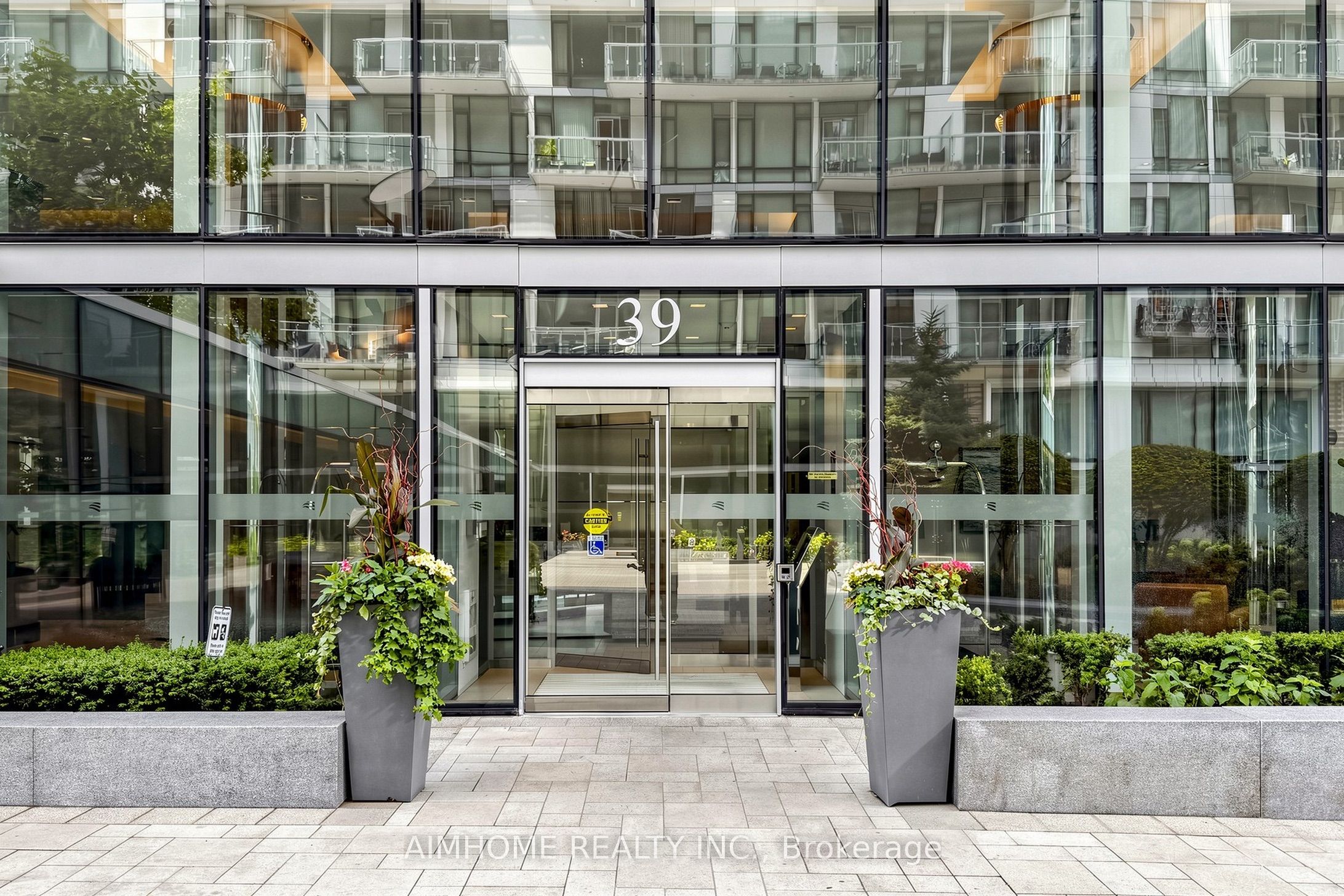 39 Queens Quay 328 Property Photo 3