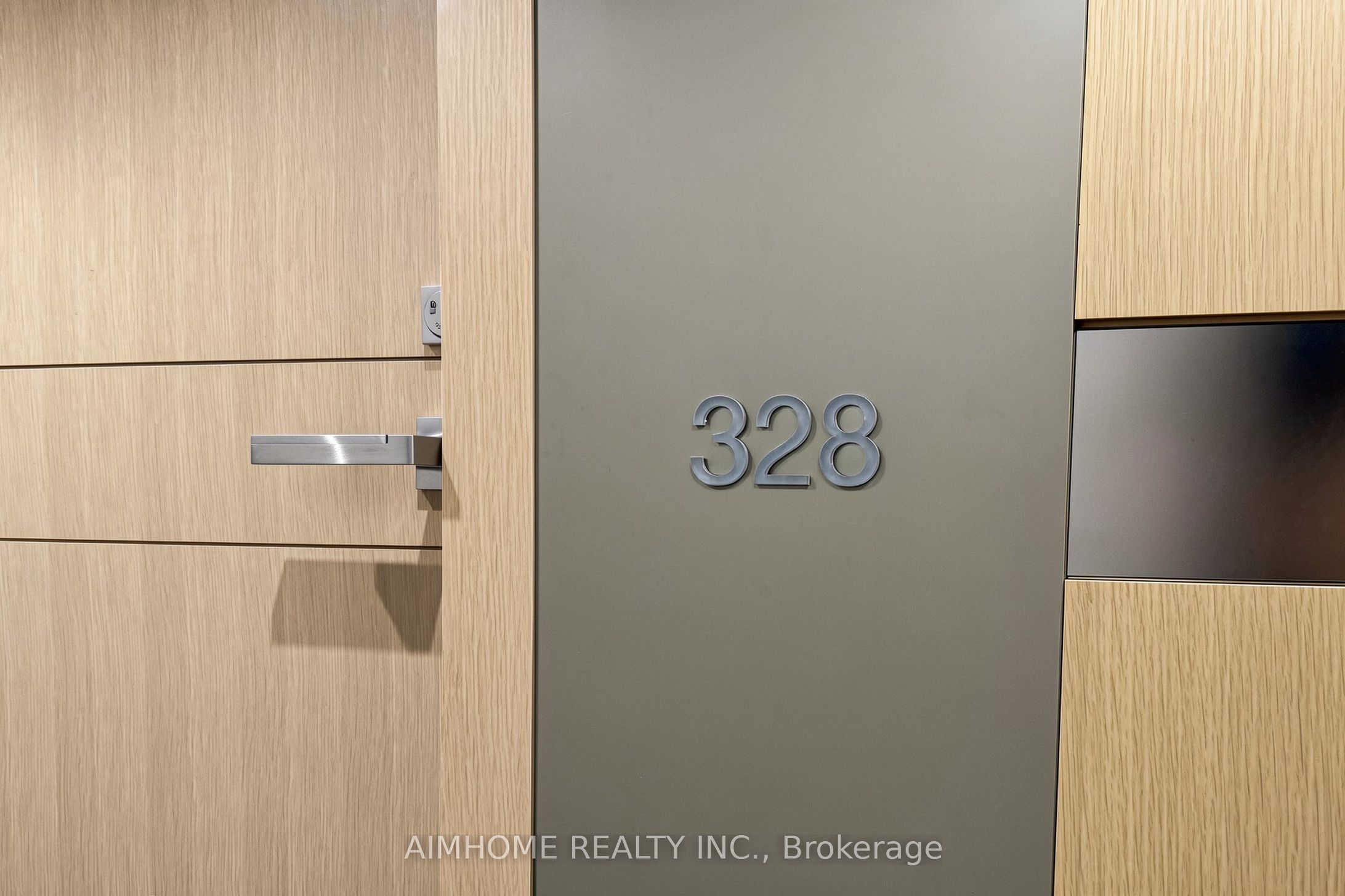 39 Queens Quay 328 Property Photo 6
