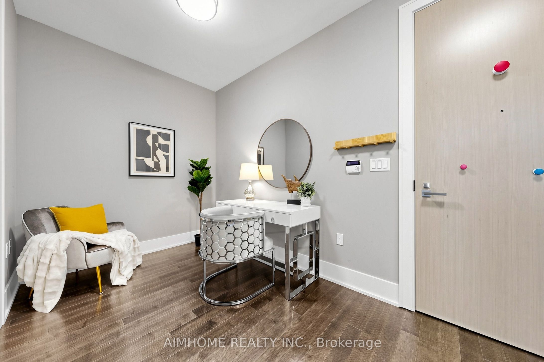 39 Queens Quay 328 Property Photo 26