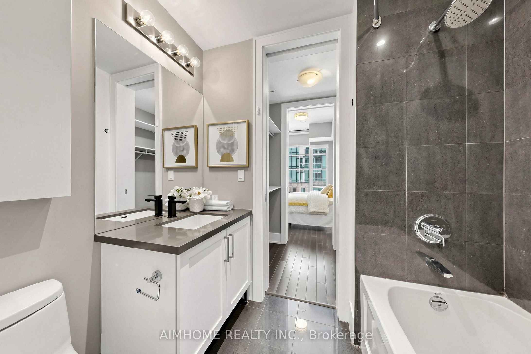 39 Queens Quay 328 Property Photo 29