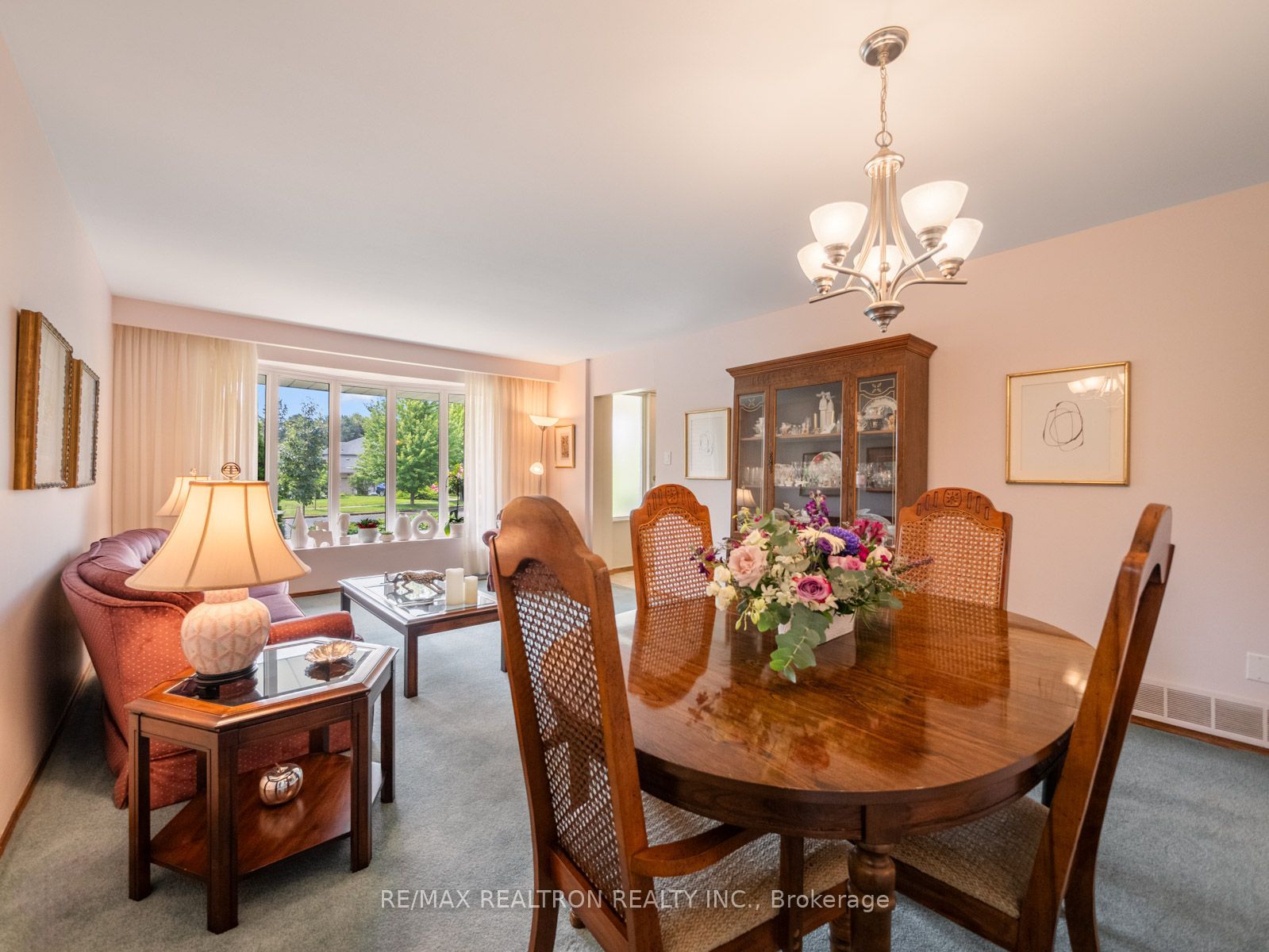 74 Threadneedle Crescent Property Photo 7