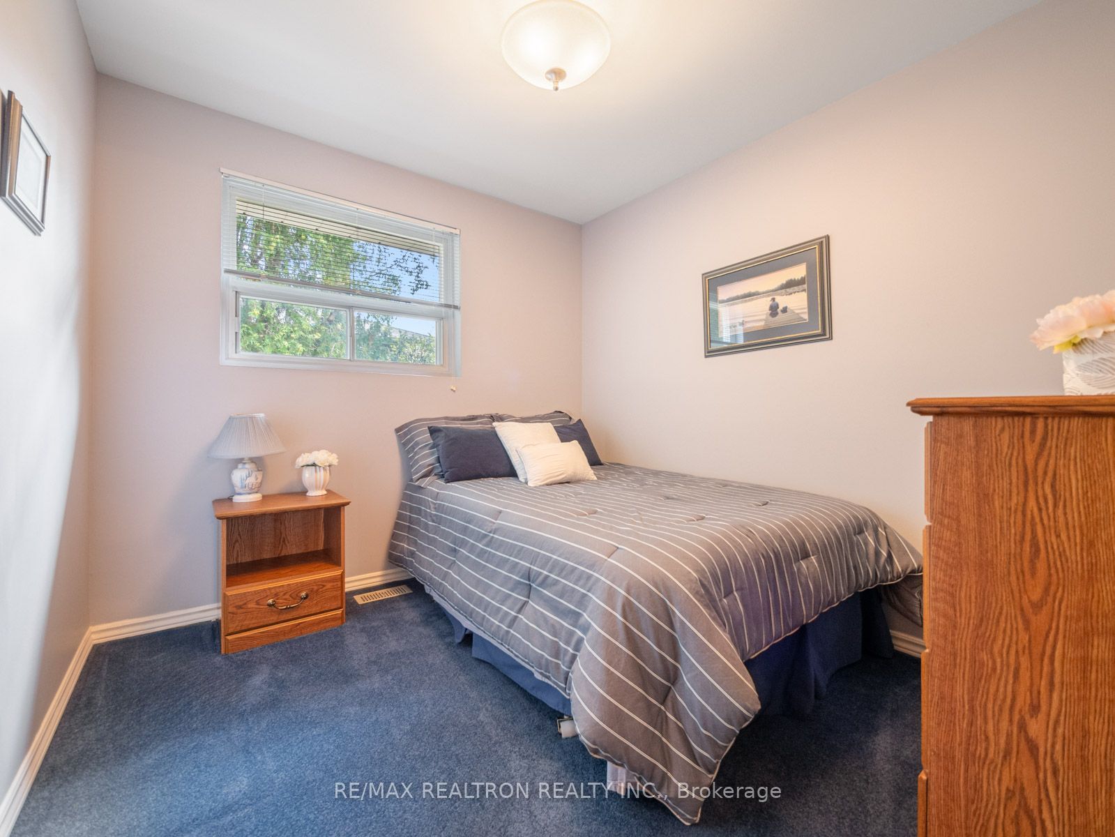 74 Threadneedle Crescent Property Photo 14