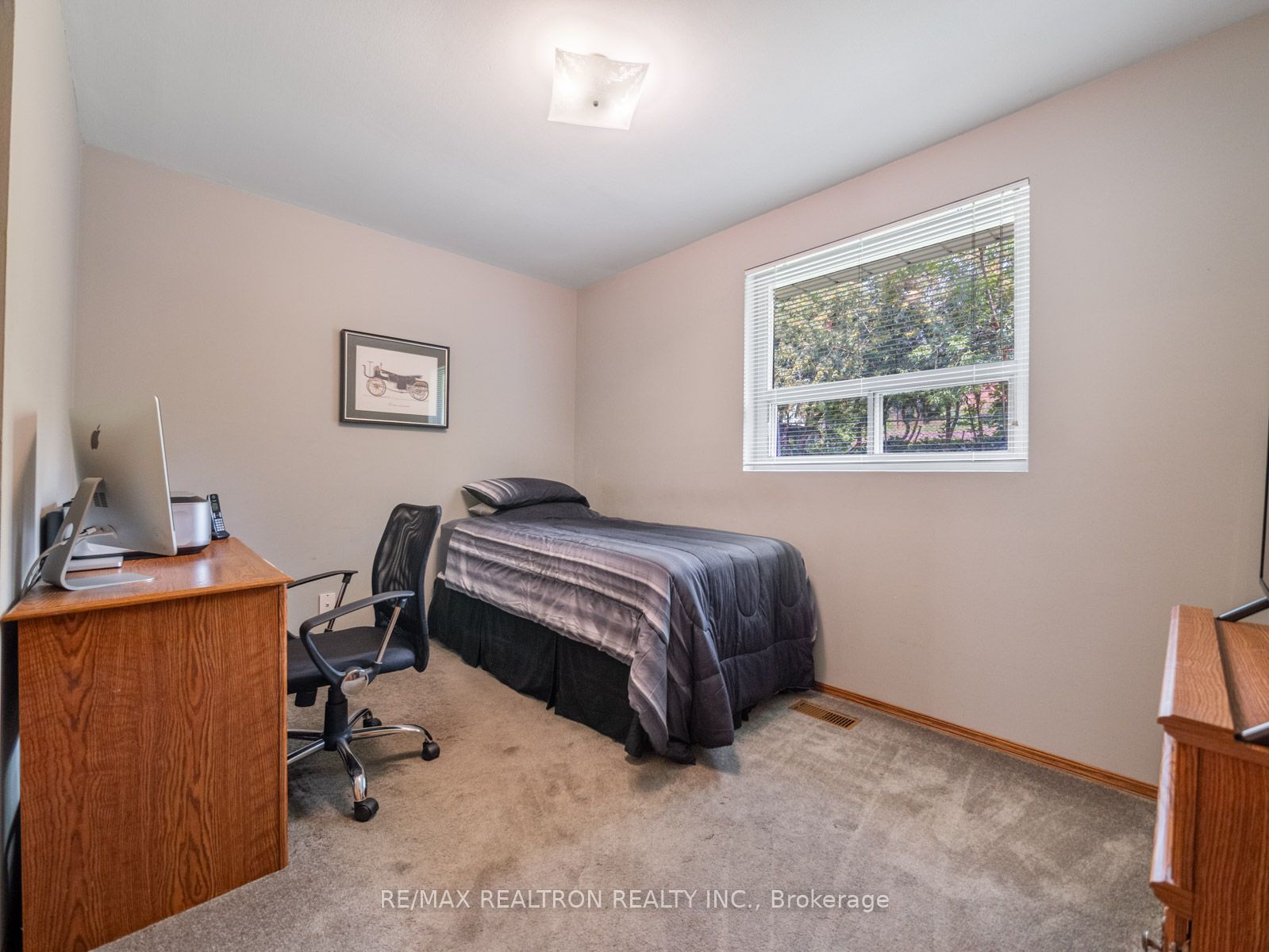 74 Threadneedle Crescent Property Photo 15