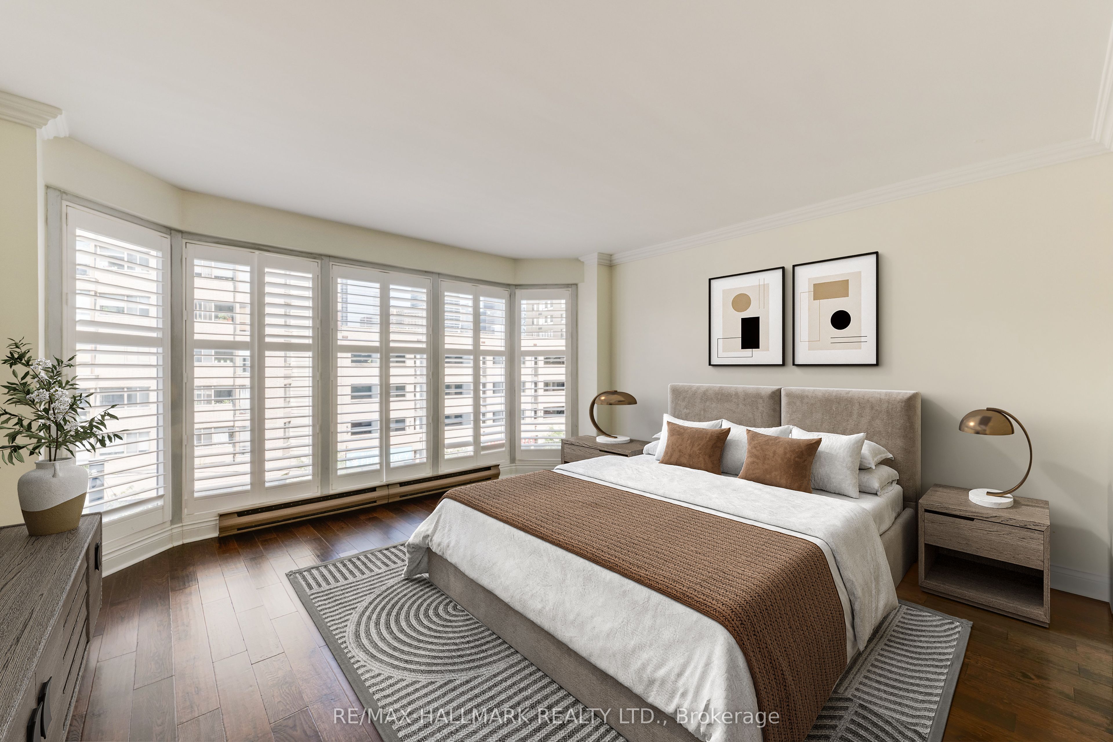 251 Queens Quay W 404 Property Photo 16