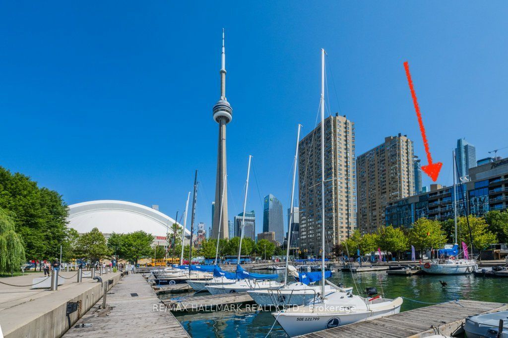 251 Queens Quay W 404 Property Photo 22