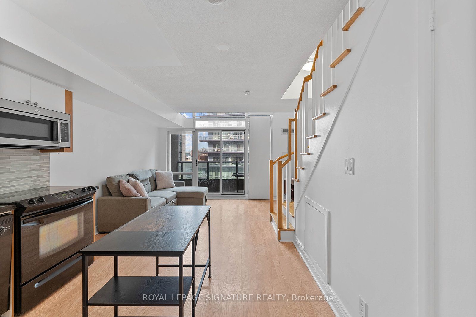 600 Fleet Street 831 Property Photo 6