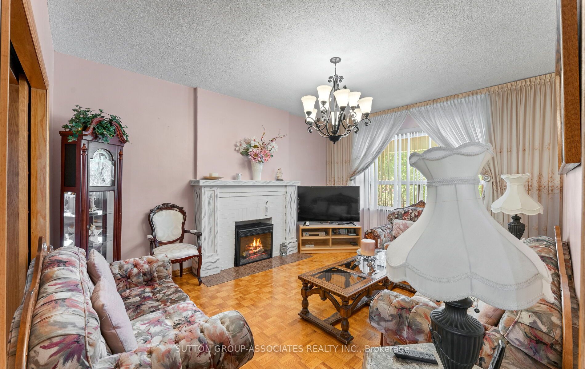 183 Glenholme Avenue Property Photo 6