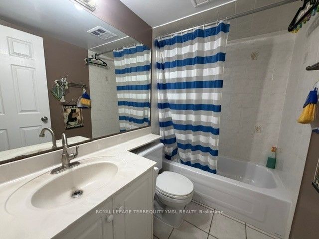 23 Lorraine Drive 1809 Property Photo 20