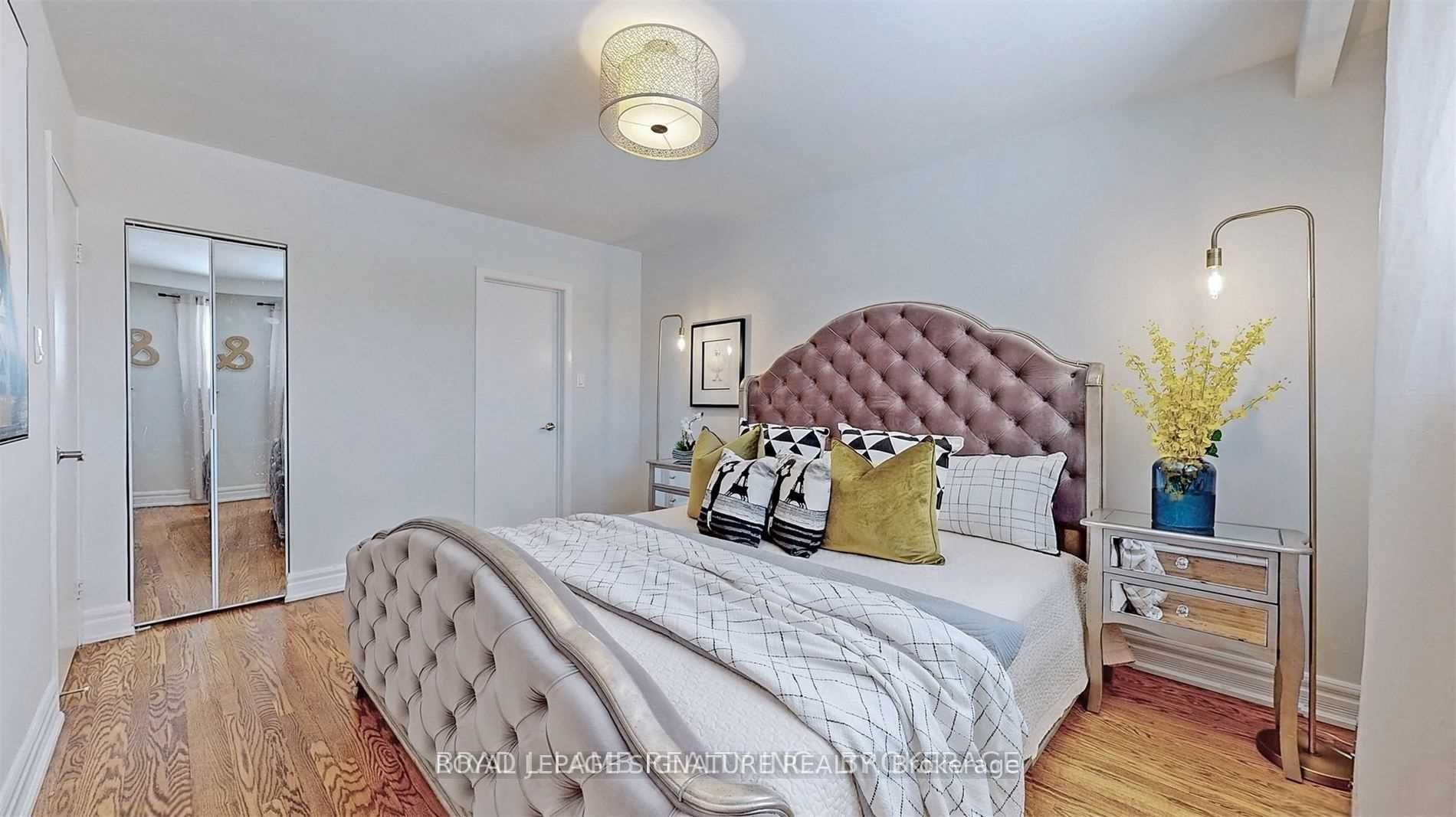 17 Baroness Crescent Upper Property Photo 18