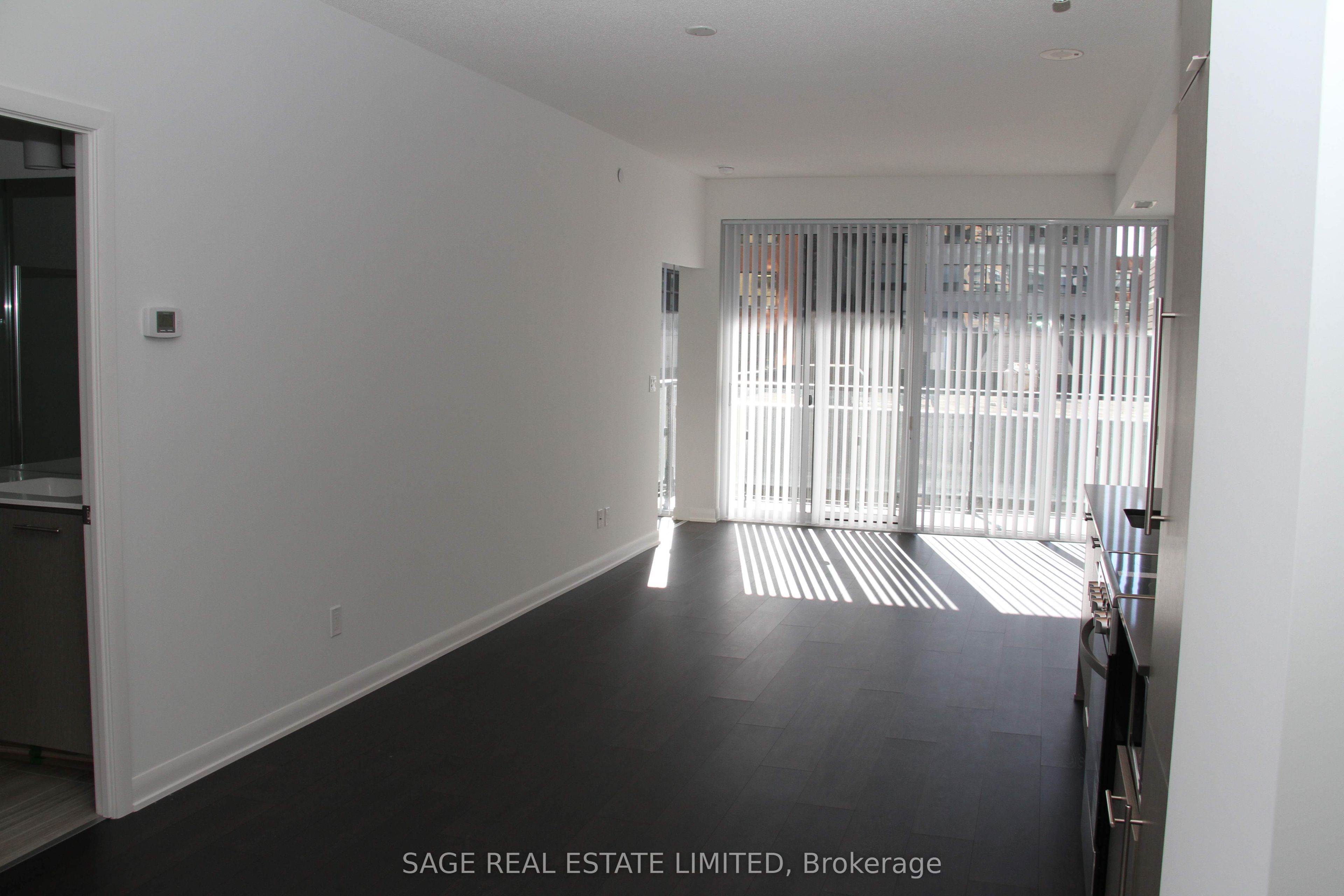 435 Richmond Street 304 Property Photo 4