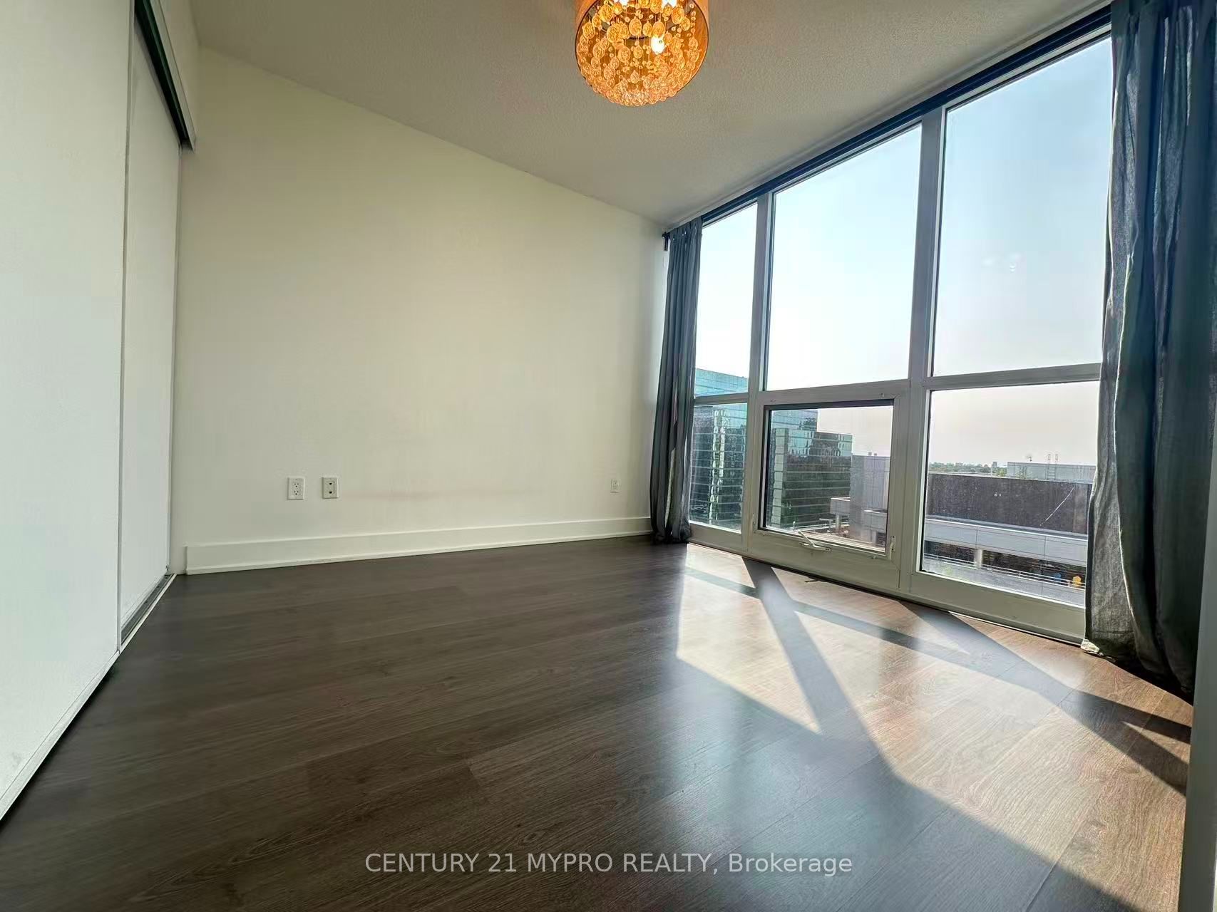 88 Sheppard Avenue E 1203 Property Photo 9