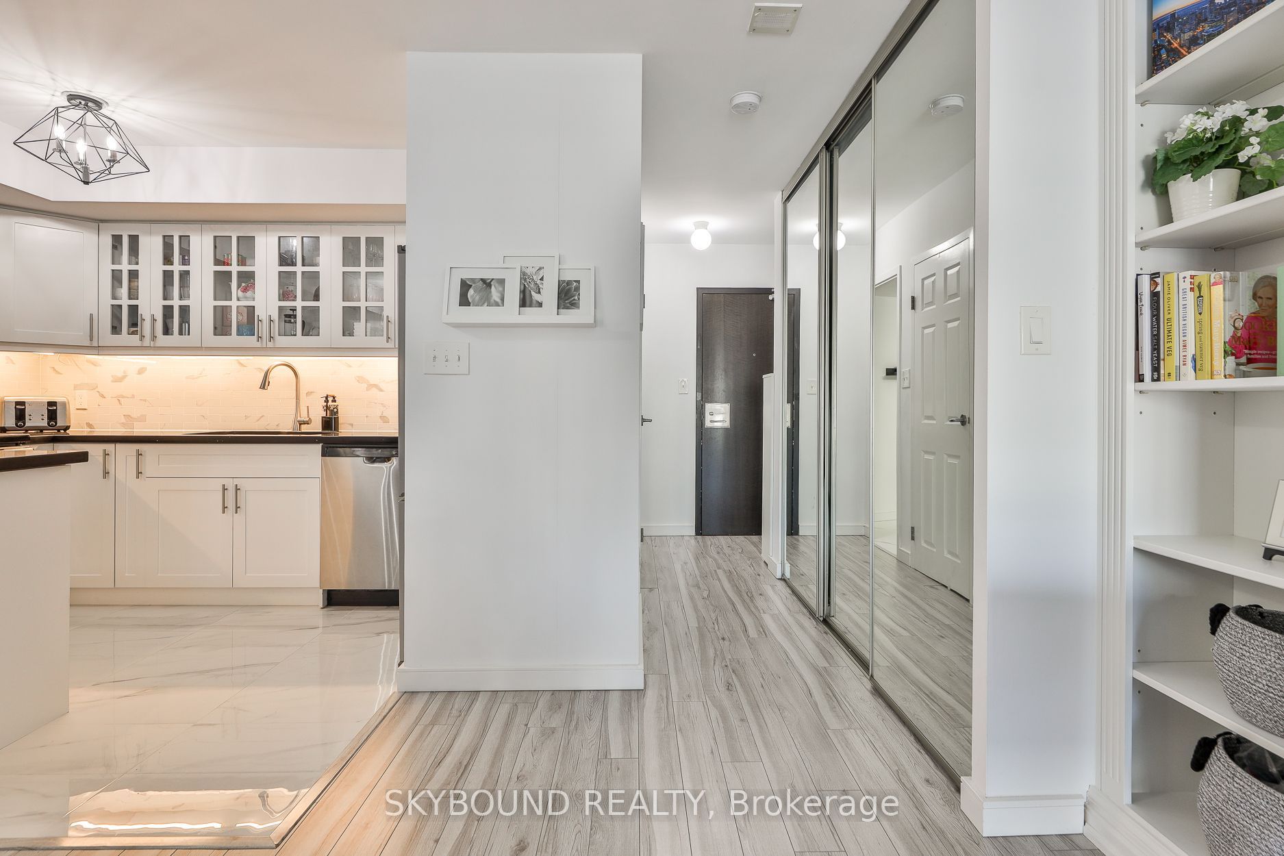 25 The Esplanade 2206 Property Photo 26