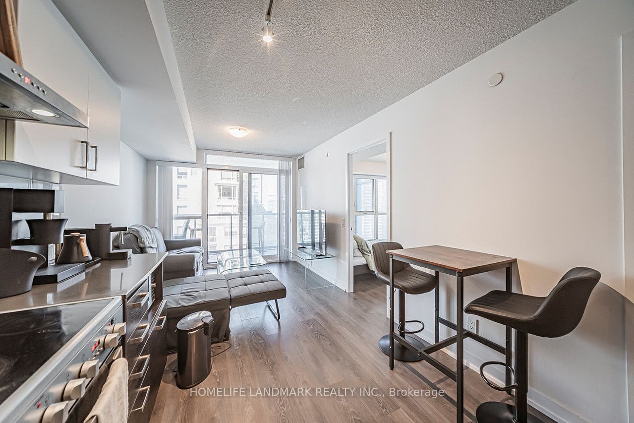 125 Redpath Avenue 1206 Property Photo 13