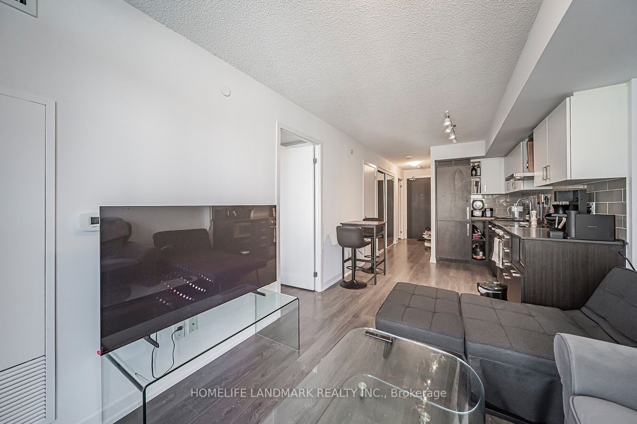 125 Redpath Avenue 1206 Property Photo 18