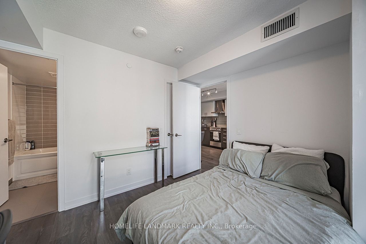 125 Redpath Avenue 1206 Property Photo 24