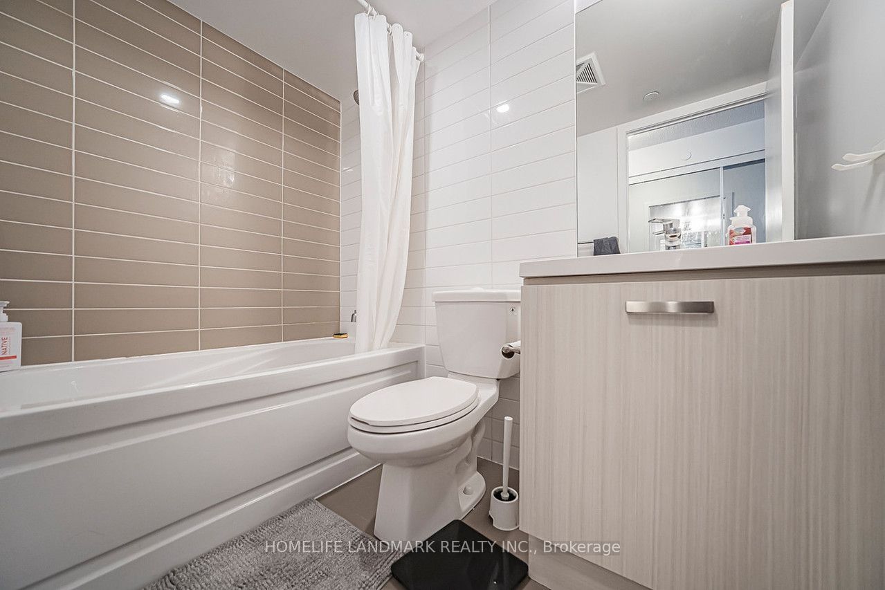 125 Redpath Avenue 1206 Property Photo 32