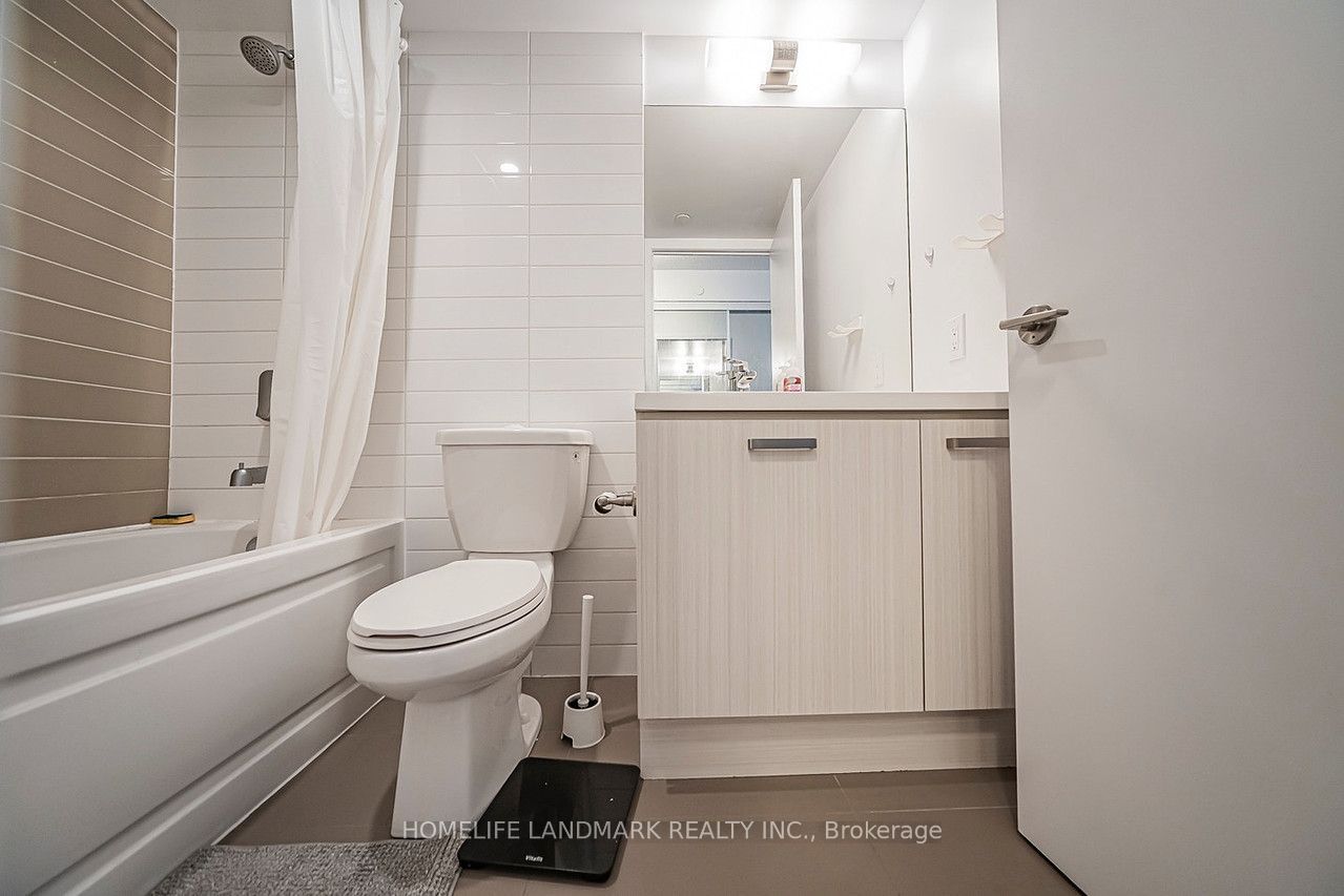125 Redpath Avenue 1206 Property Photo 33
