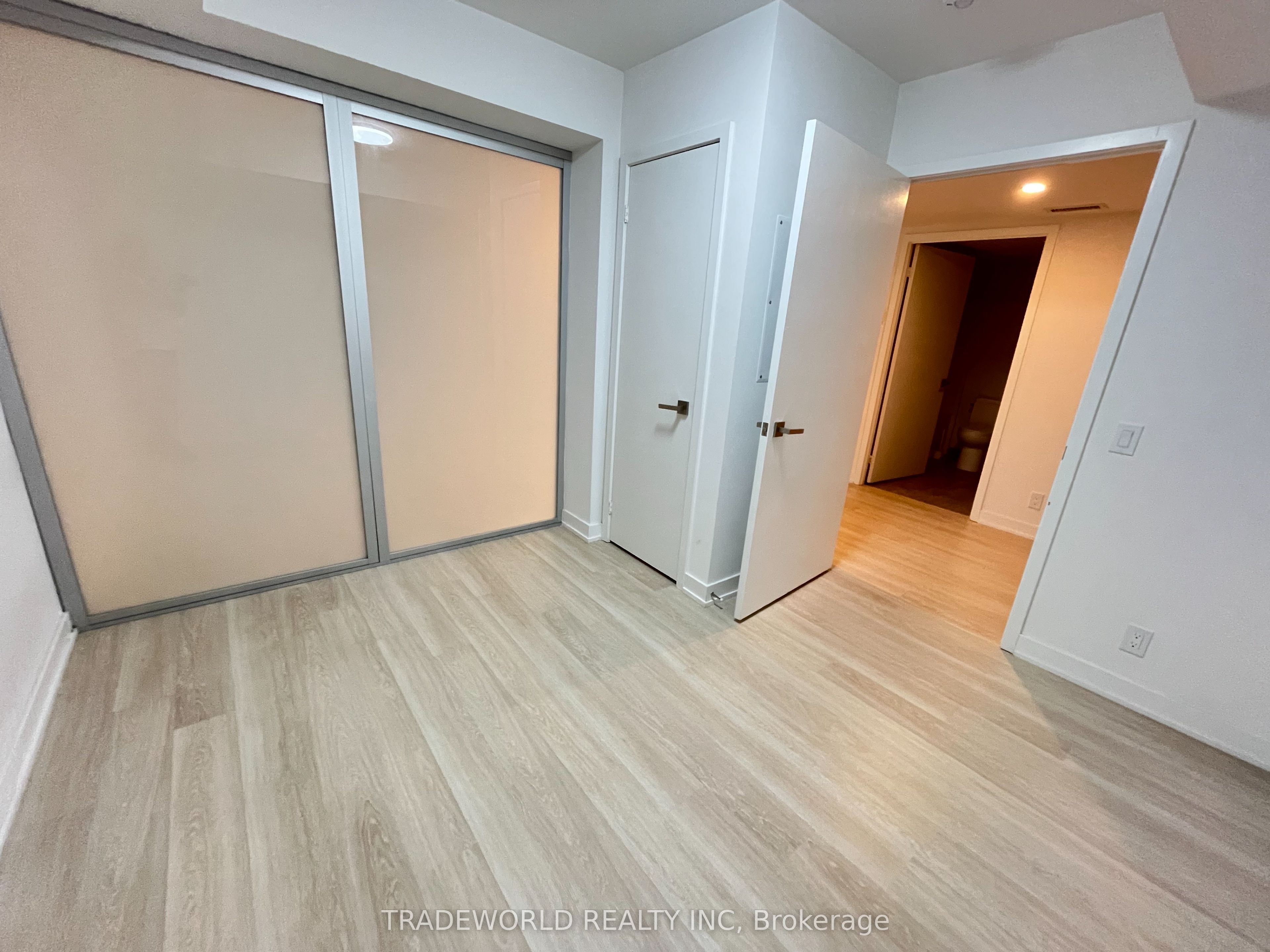 30 Tretti Way 332 Property Photo 6
