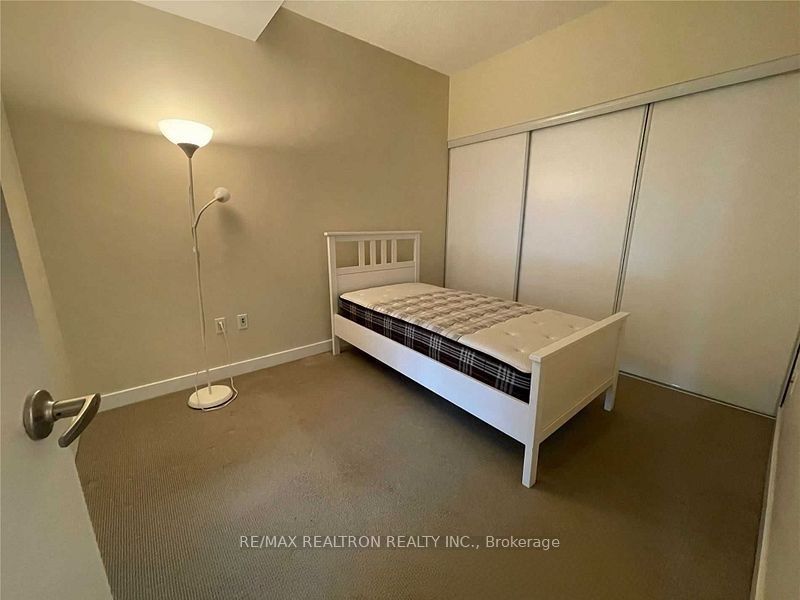 151 Dan Leckie Way 1056 Property Photo 8