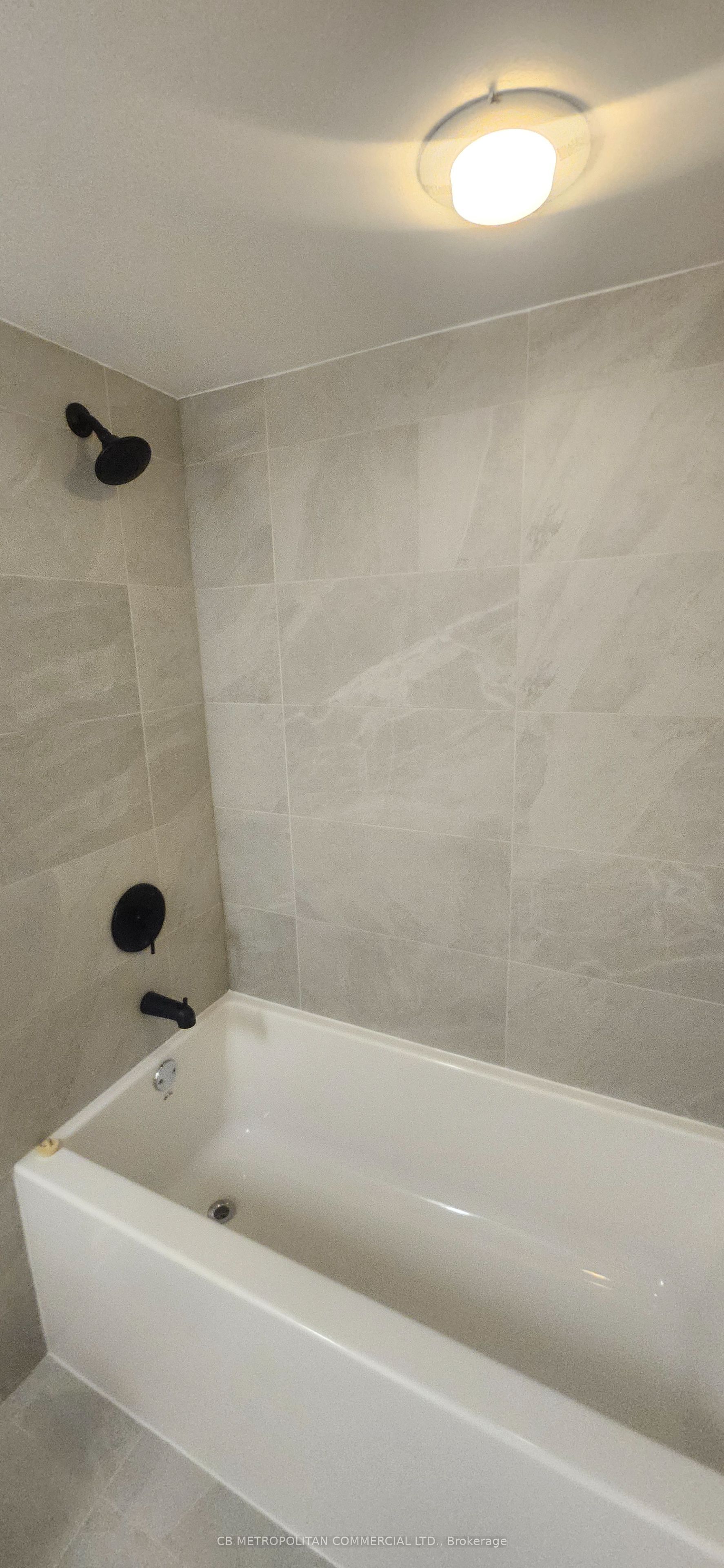 65 Harbour Square 3305 Property Photo 12
