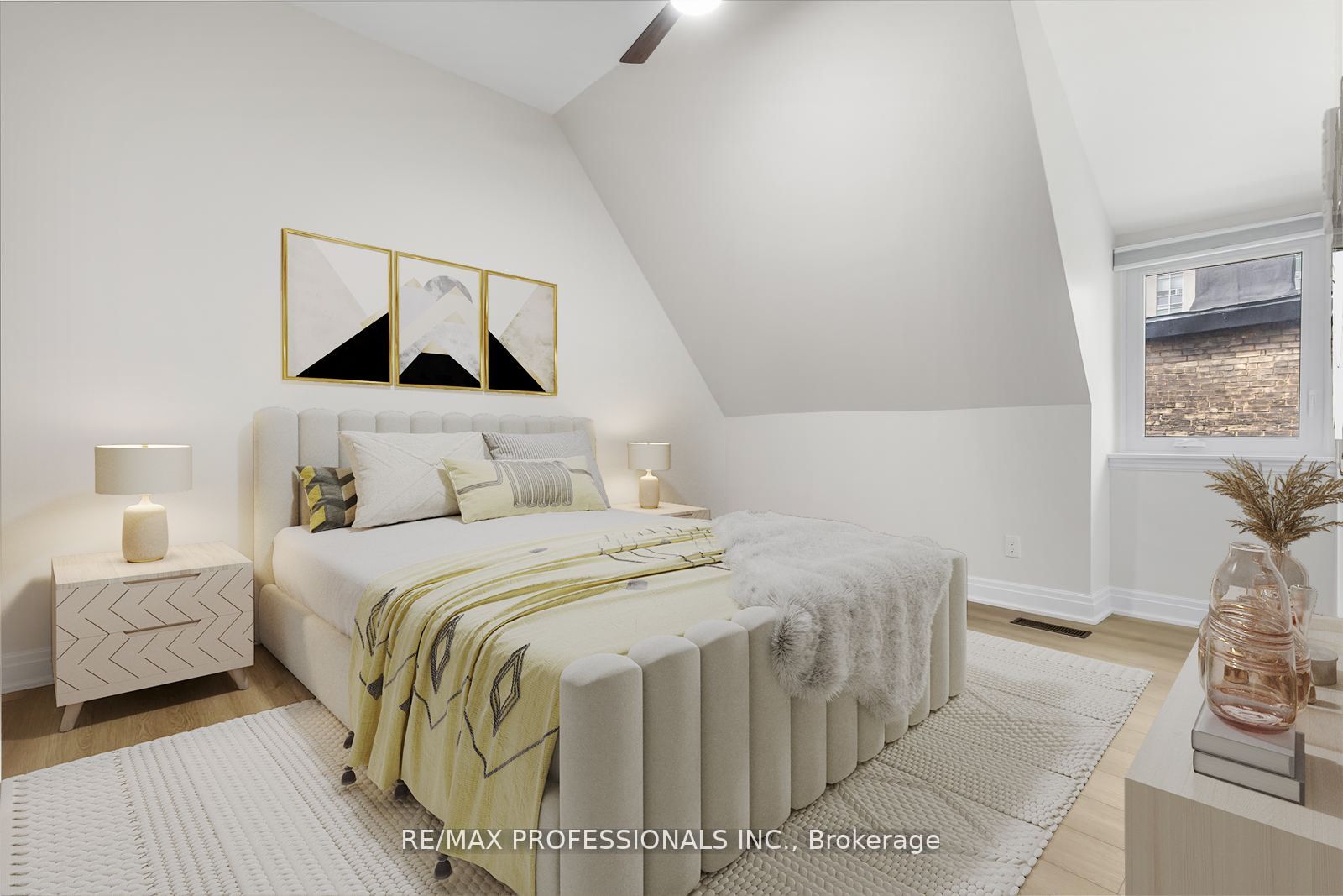 253 Wellesley Street E C Property Photo 20