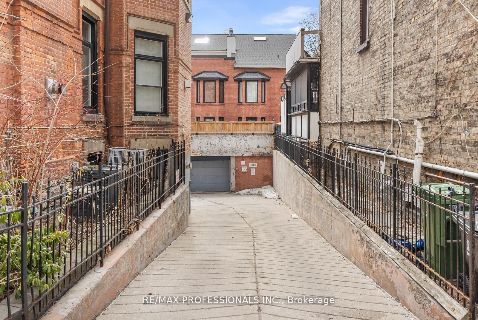 253 Wellesley Street E C Property Photo 35