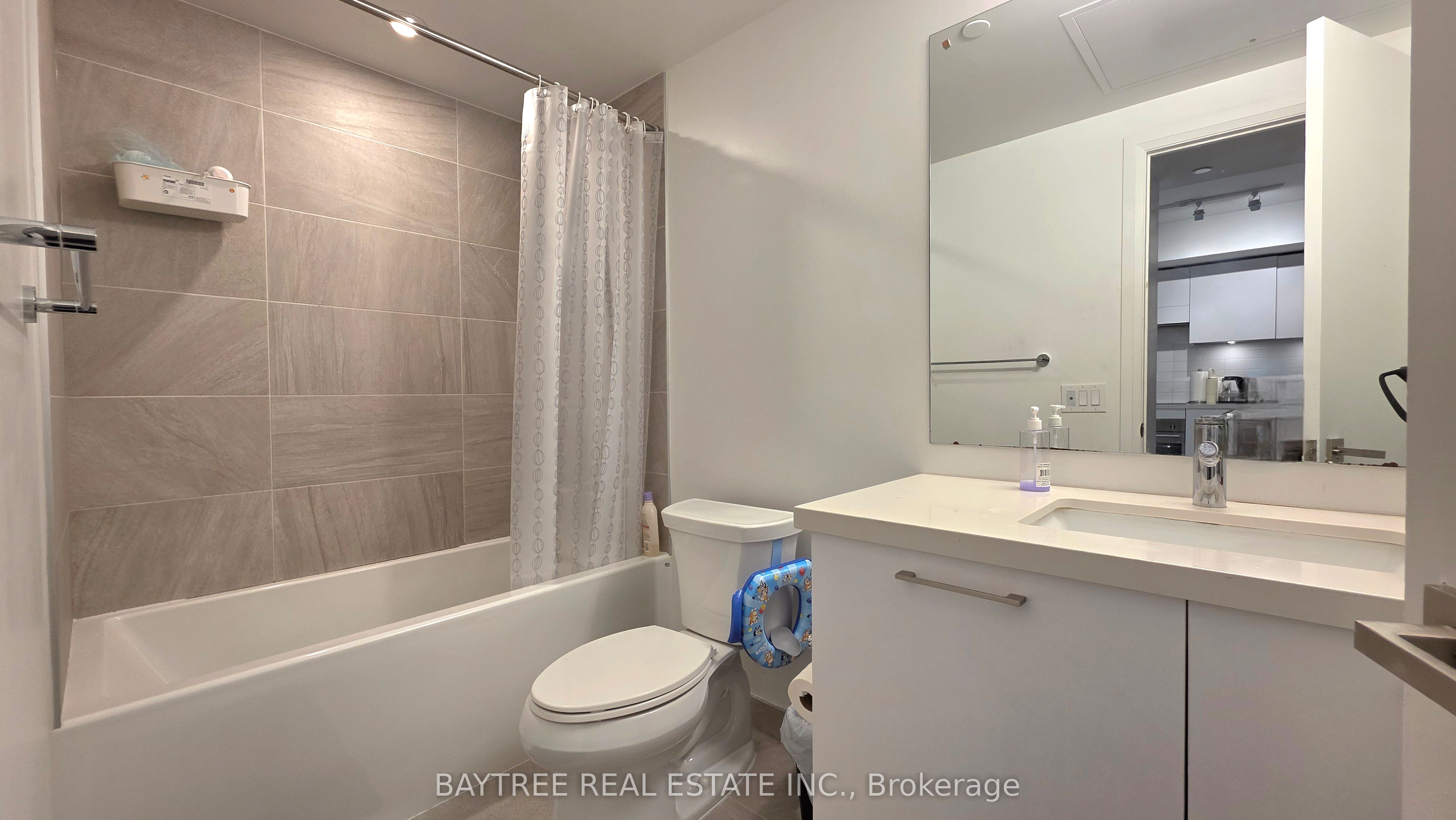 33 Frederick Todd Way 402 Property Photo 14