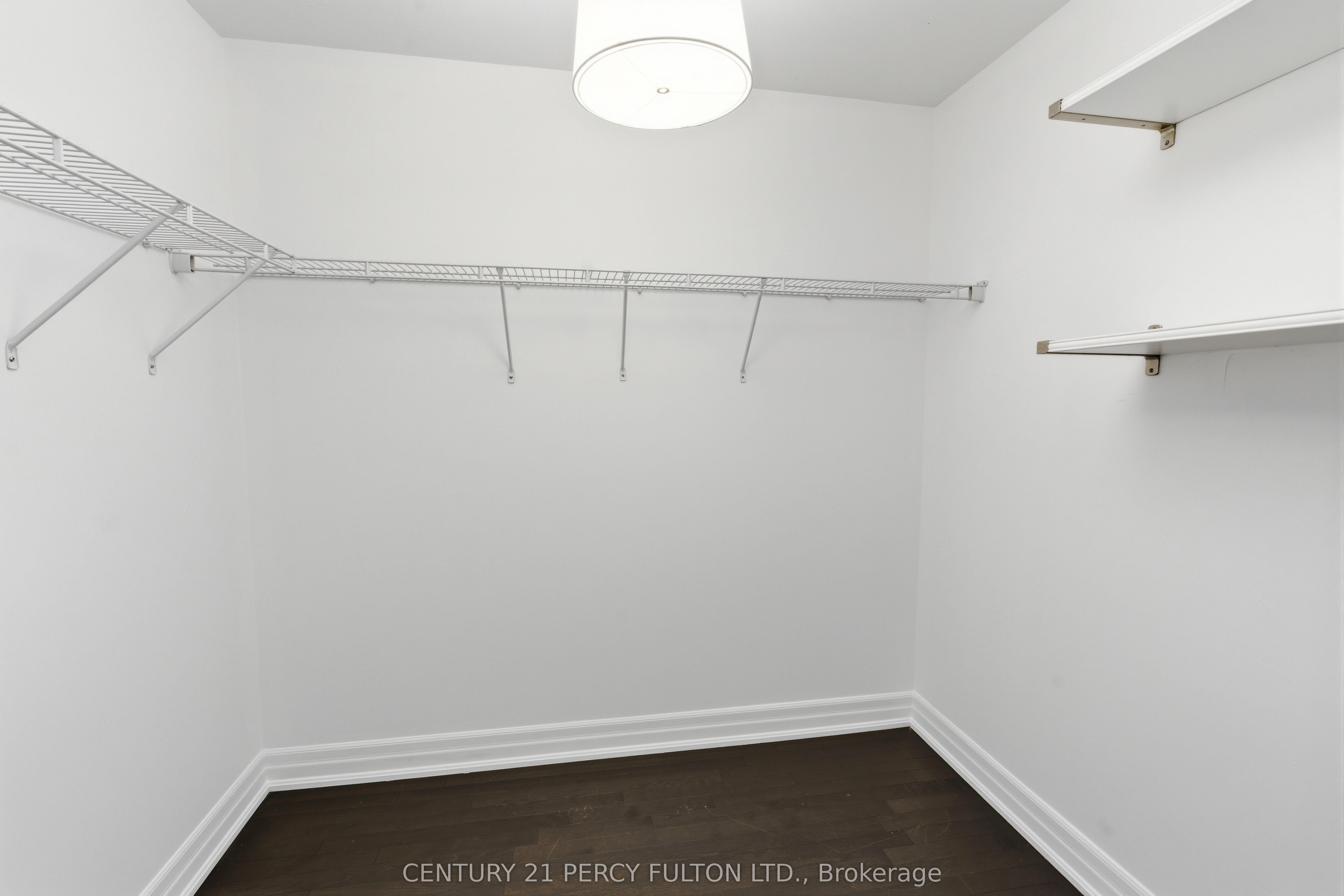 23 Rean Drive 405 Property Photo 20