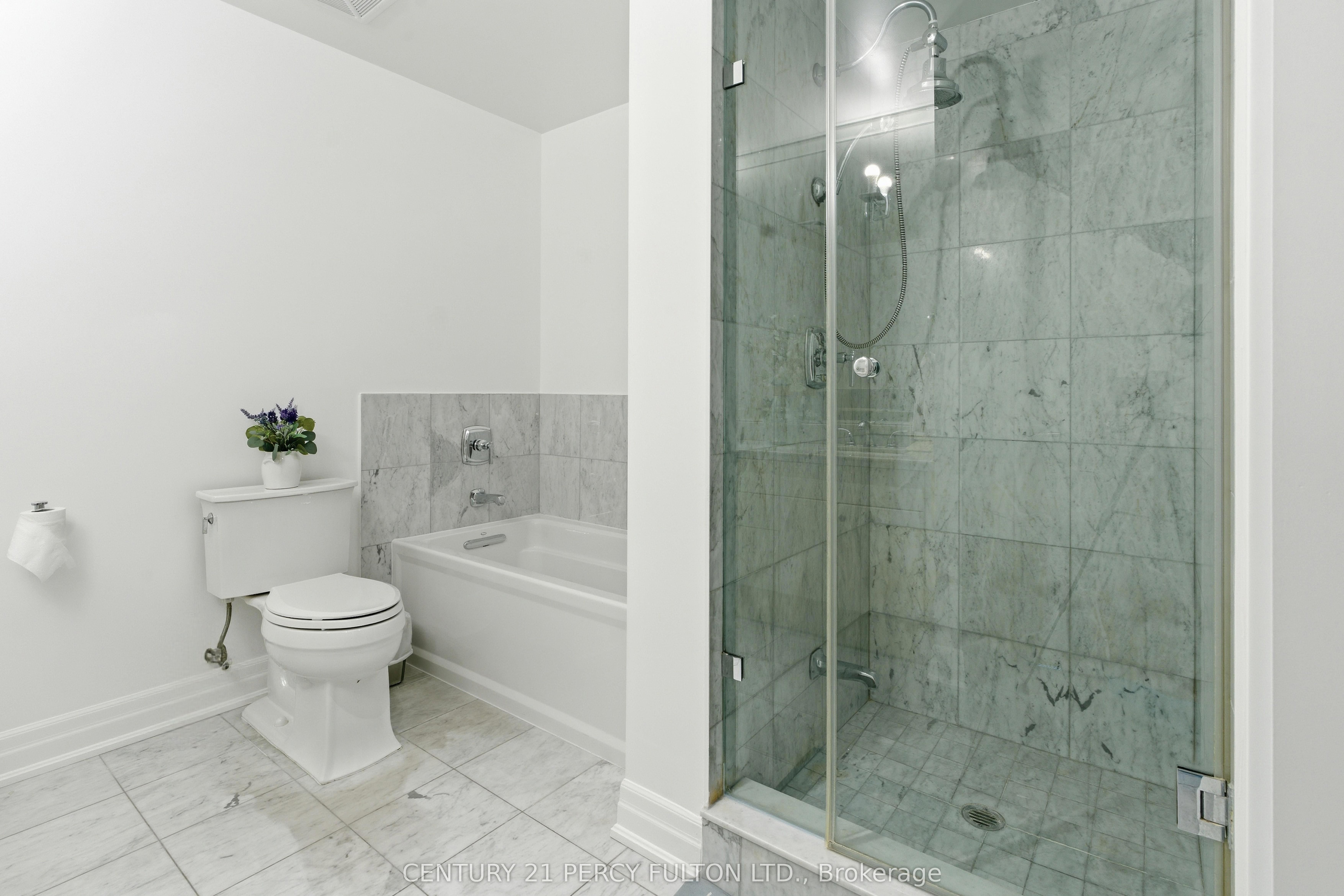 23 Rean Drive 405 Property Photo 21