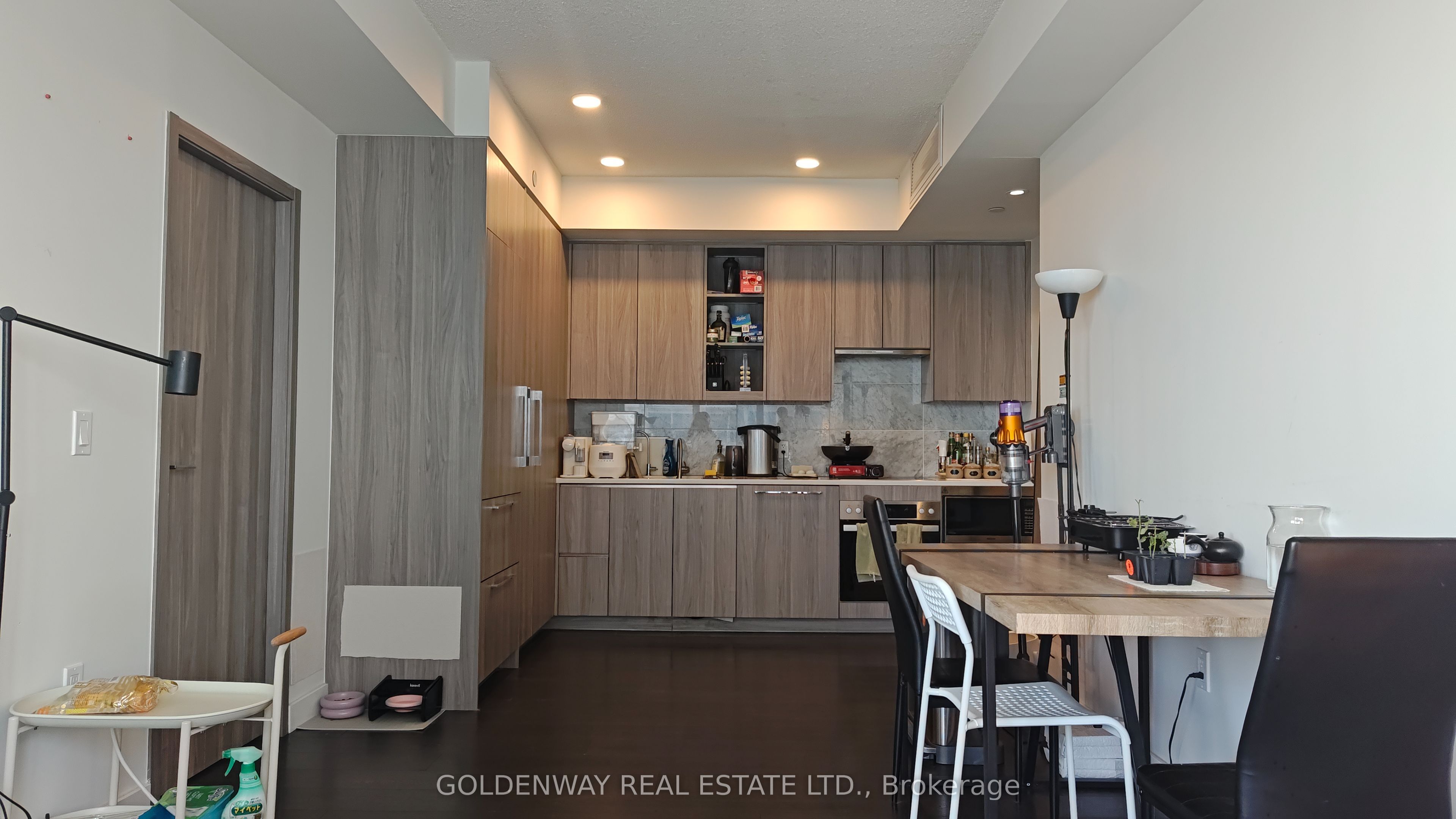 85 Mcmahon Drive 2109 Property Photo 3