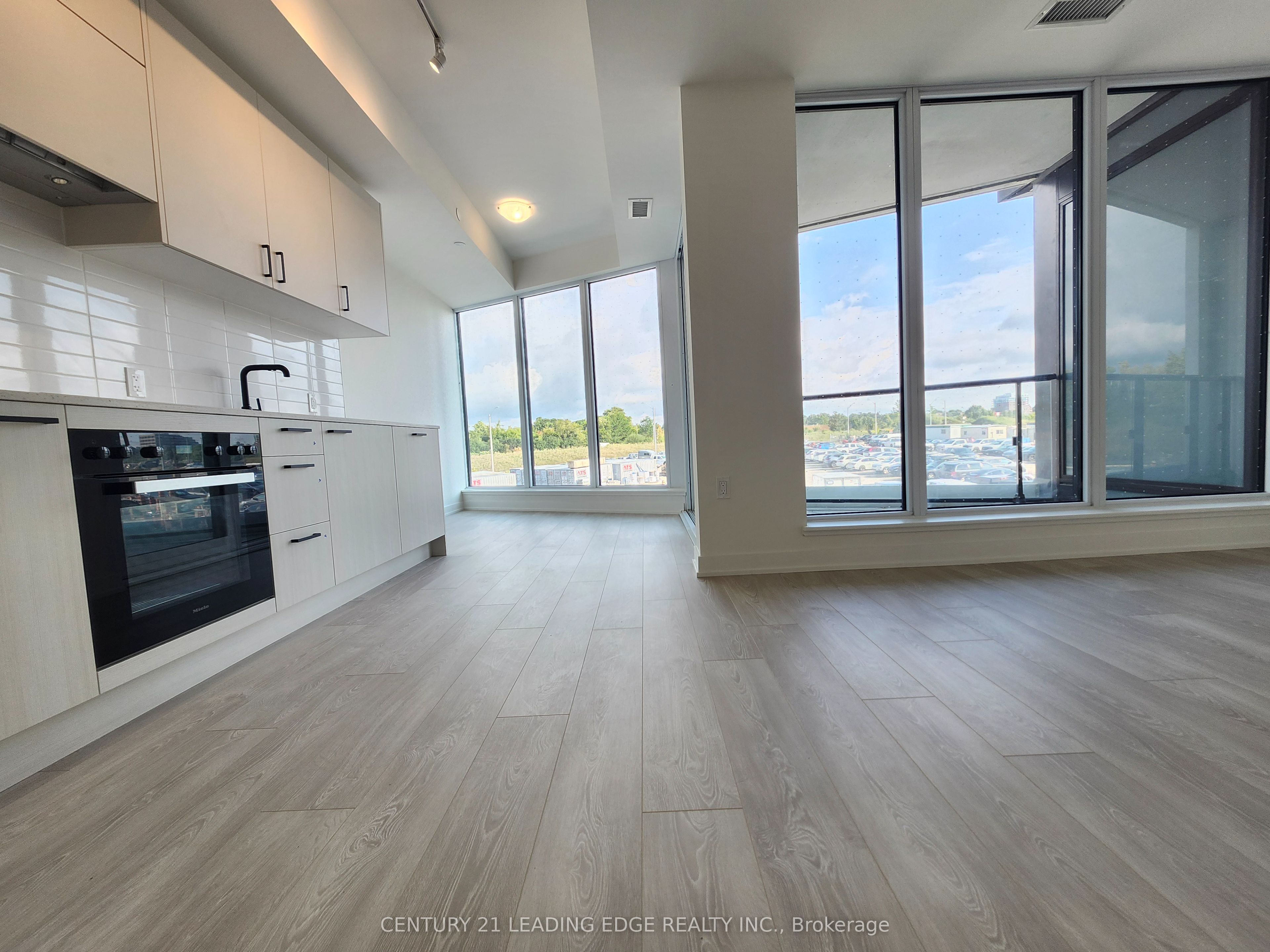 1 Kyle Lowry Road 219 Property Photo 11