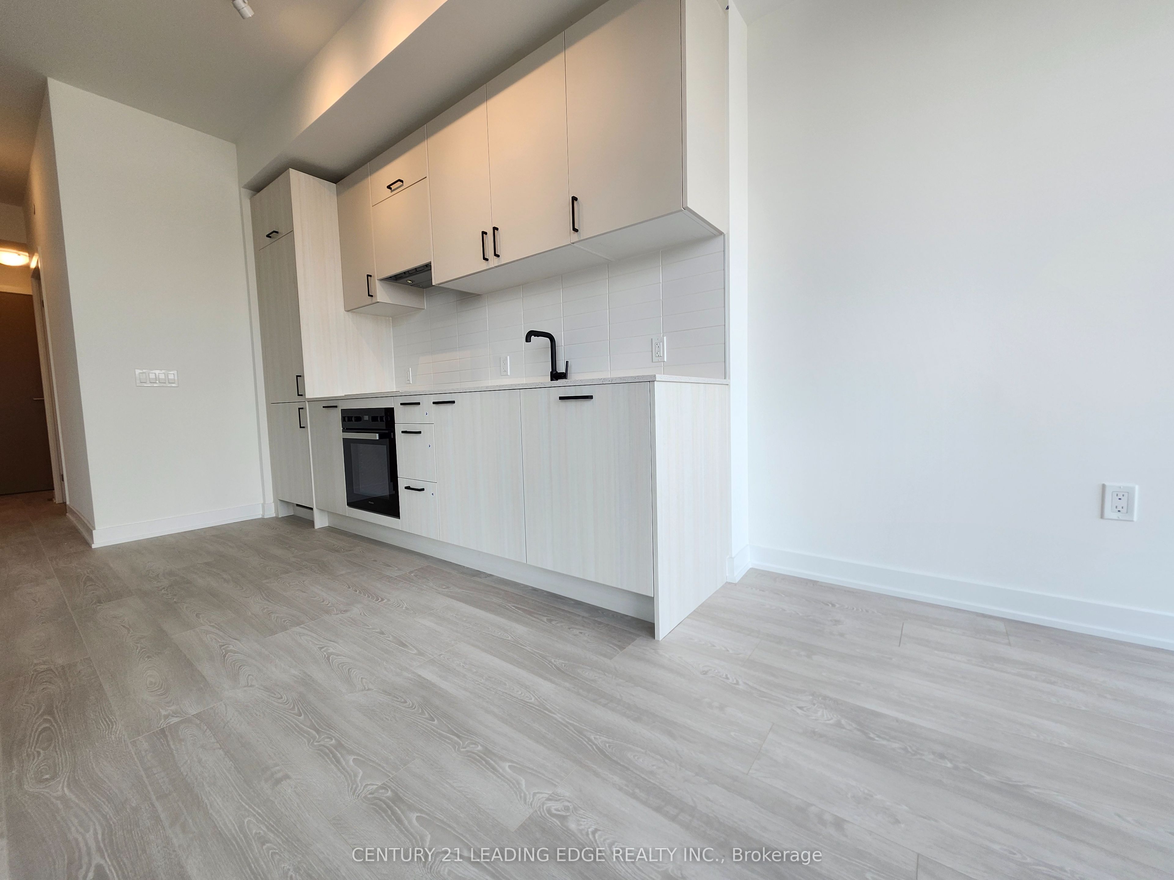 1 Kyle Lowry Road 219 Property Photo 20