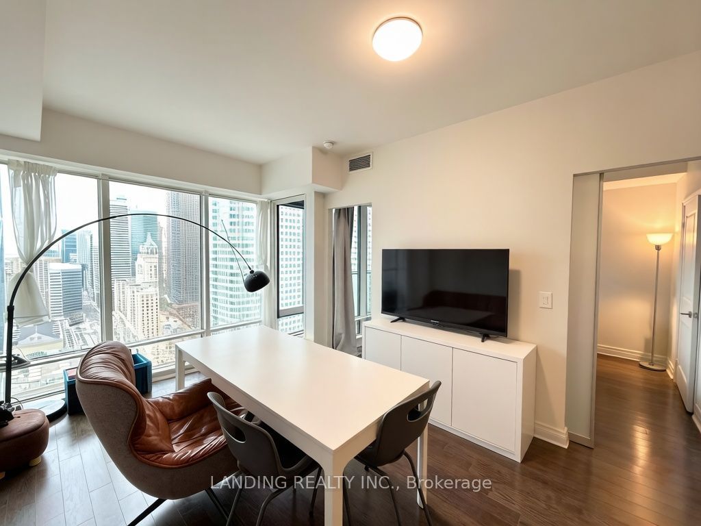 8 The Esplanade Avenue 3304 Property Photo 4