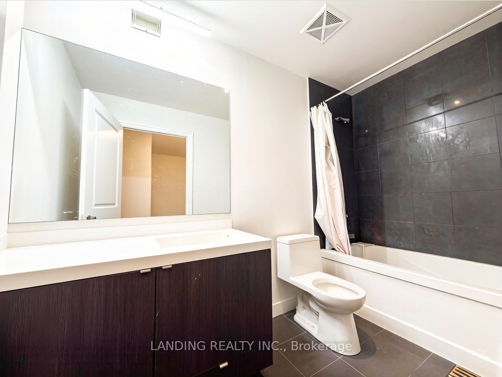 8 The Esplanade Avenue 3304 Property Photo 11