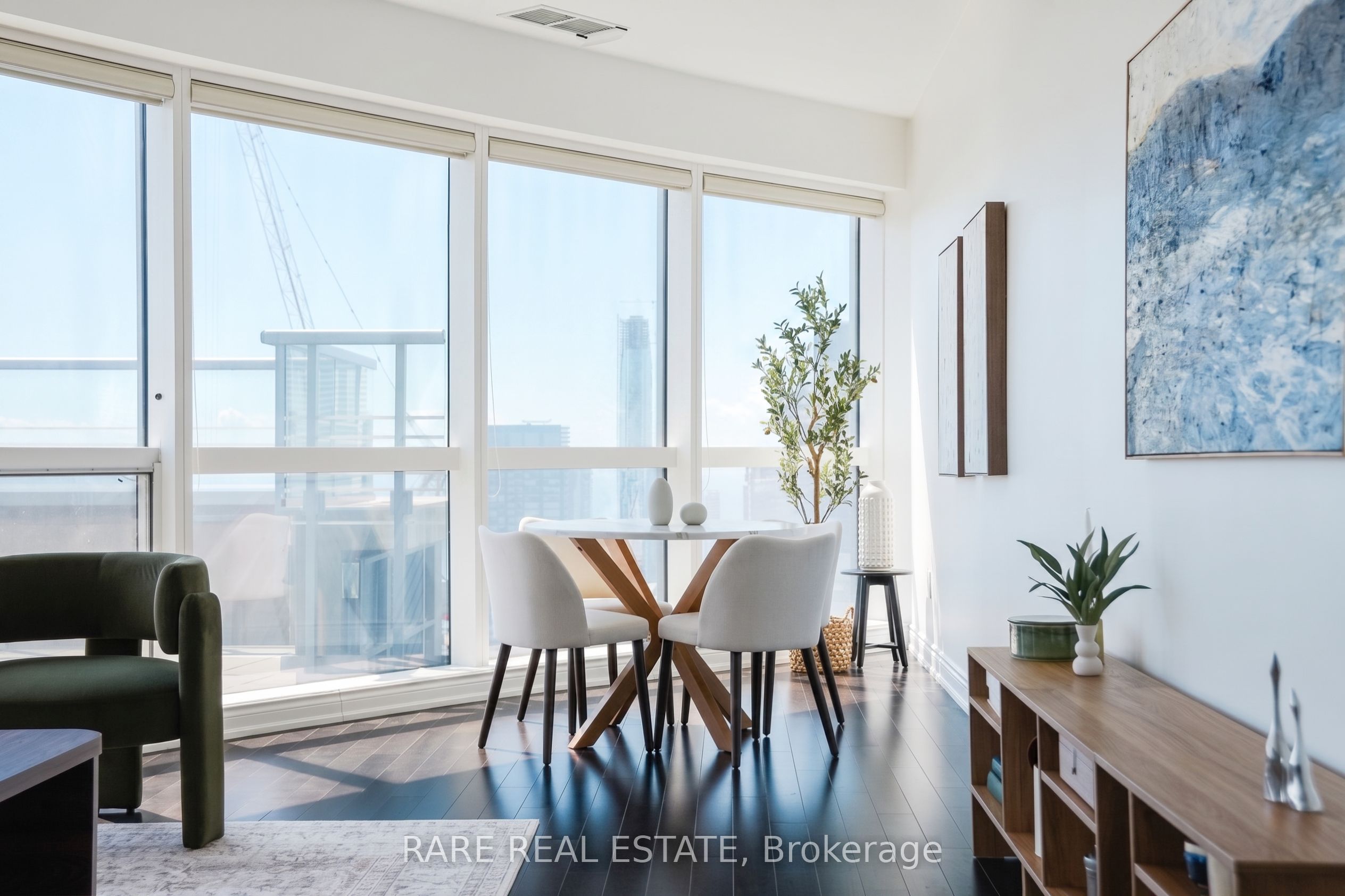 388 Yonge Street 5907 Property Photo 10