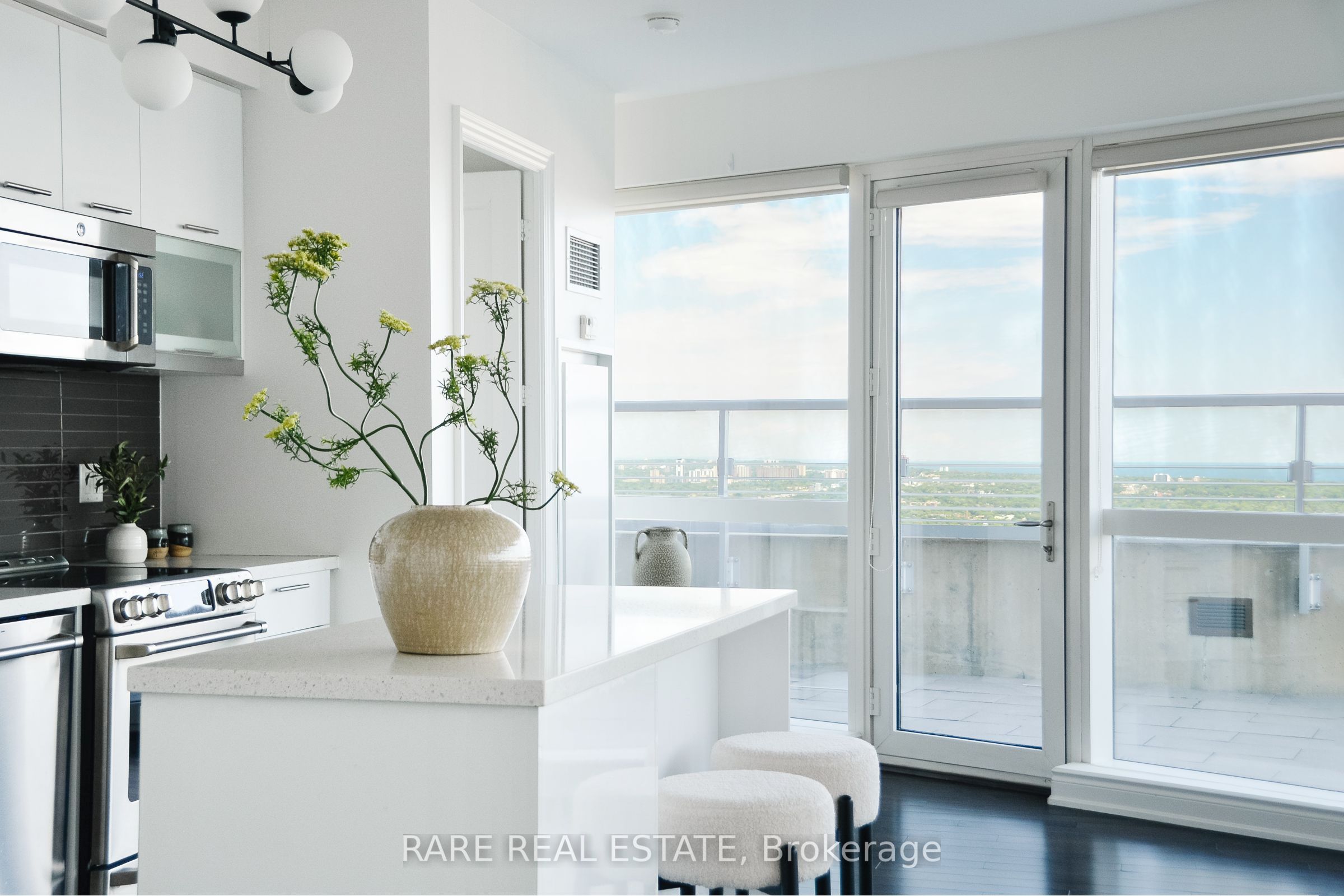 388 Yonge Street 5907 Property Photo 15
