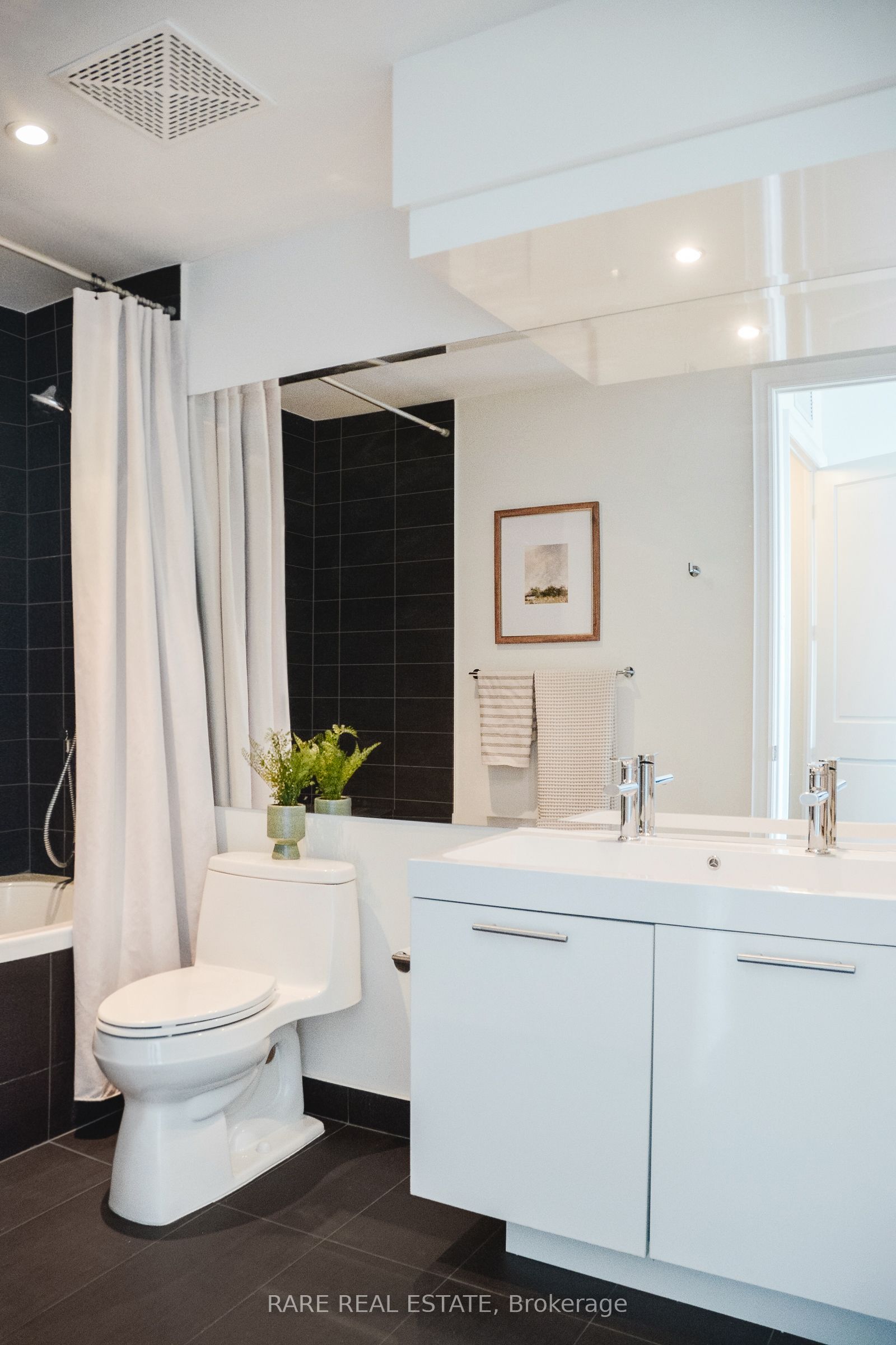 388 Yonge Street 5907 Property Photo 25