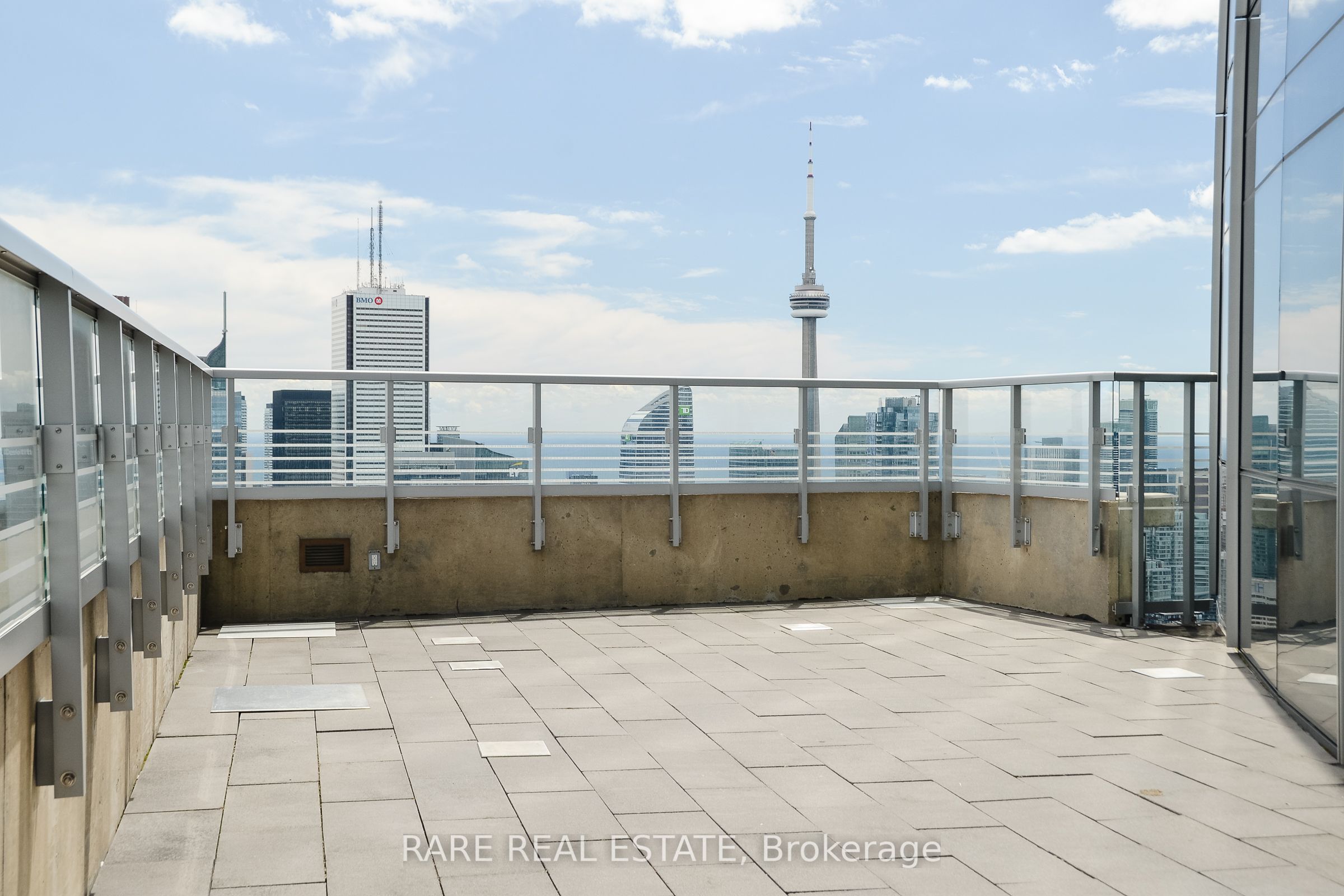 388 Yonge Street 5907 Property Photo 32