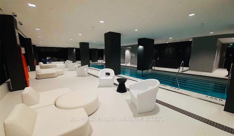 8 Eglinton Avenue E 505 Property Photo 11
