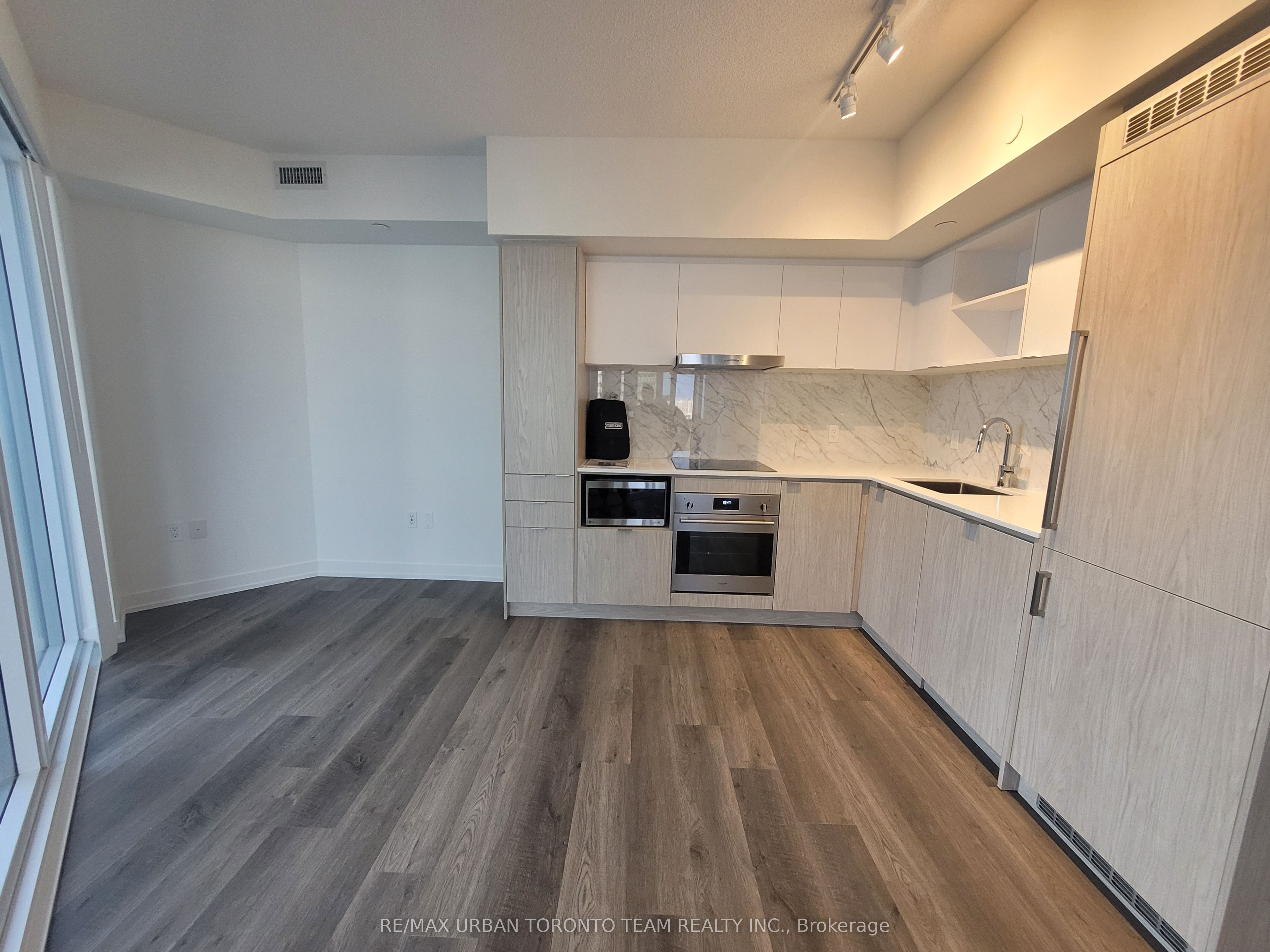 55 Cooper Street 4508 Property Photo 2
