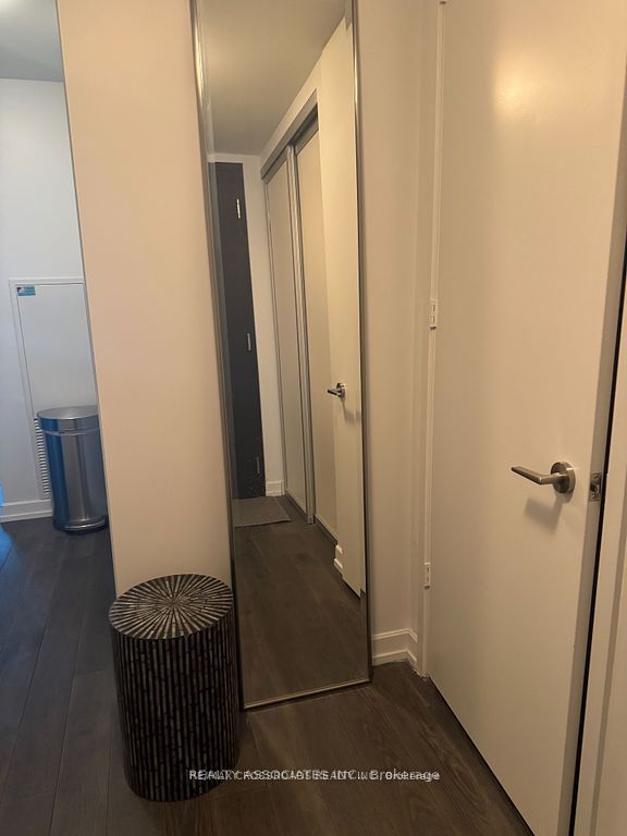 377 Madison Avenue 510 Property Photo 45