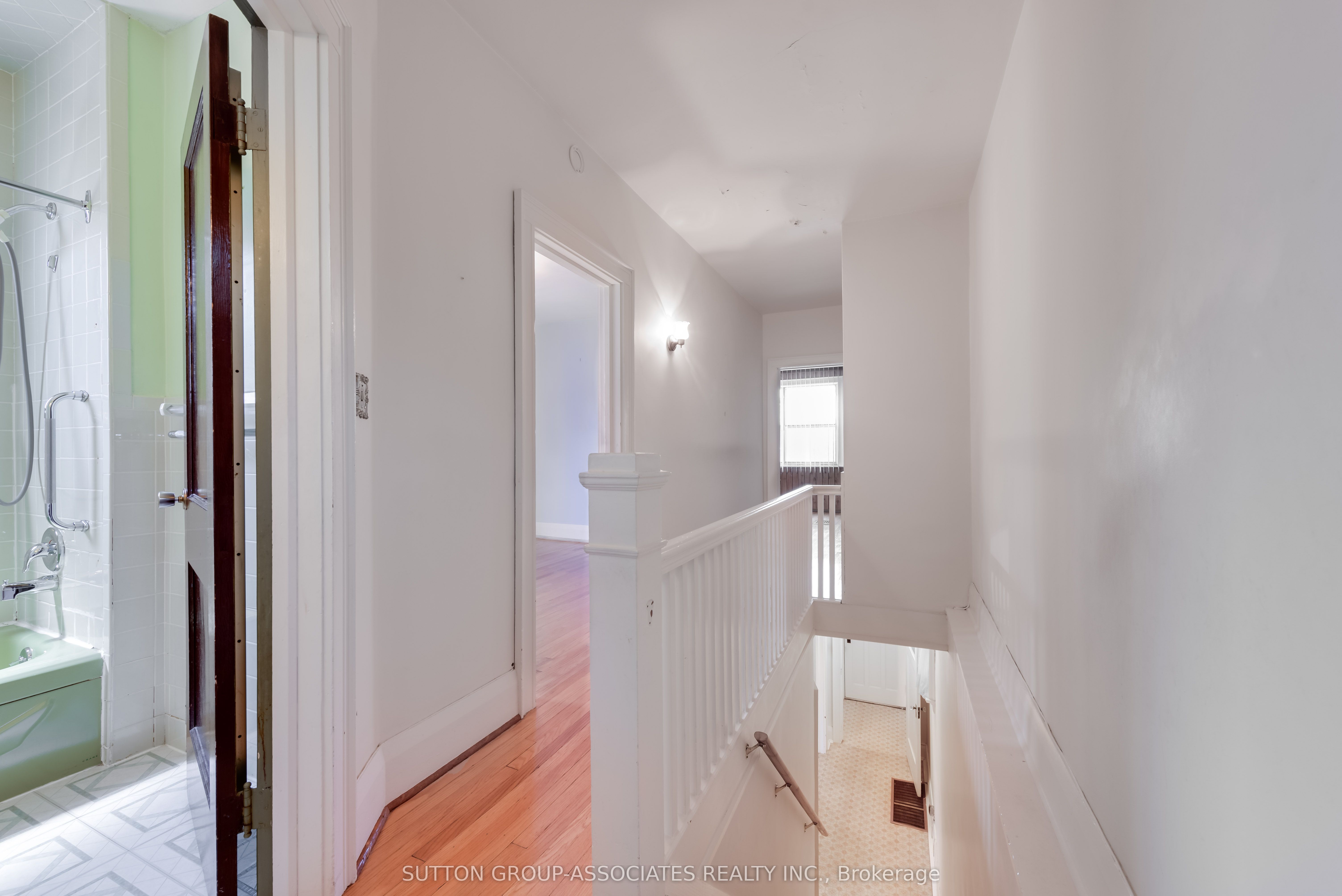 155 Earlsdale Avenue Property Photo 13