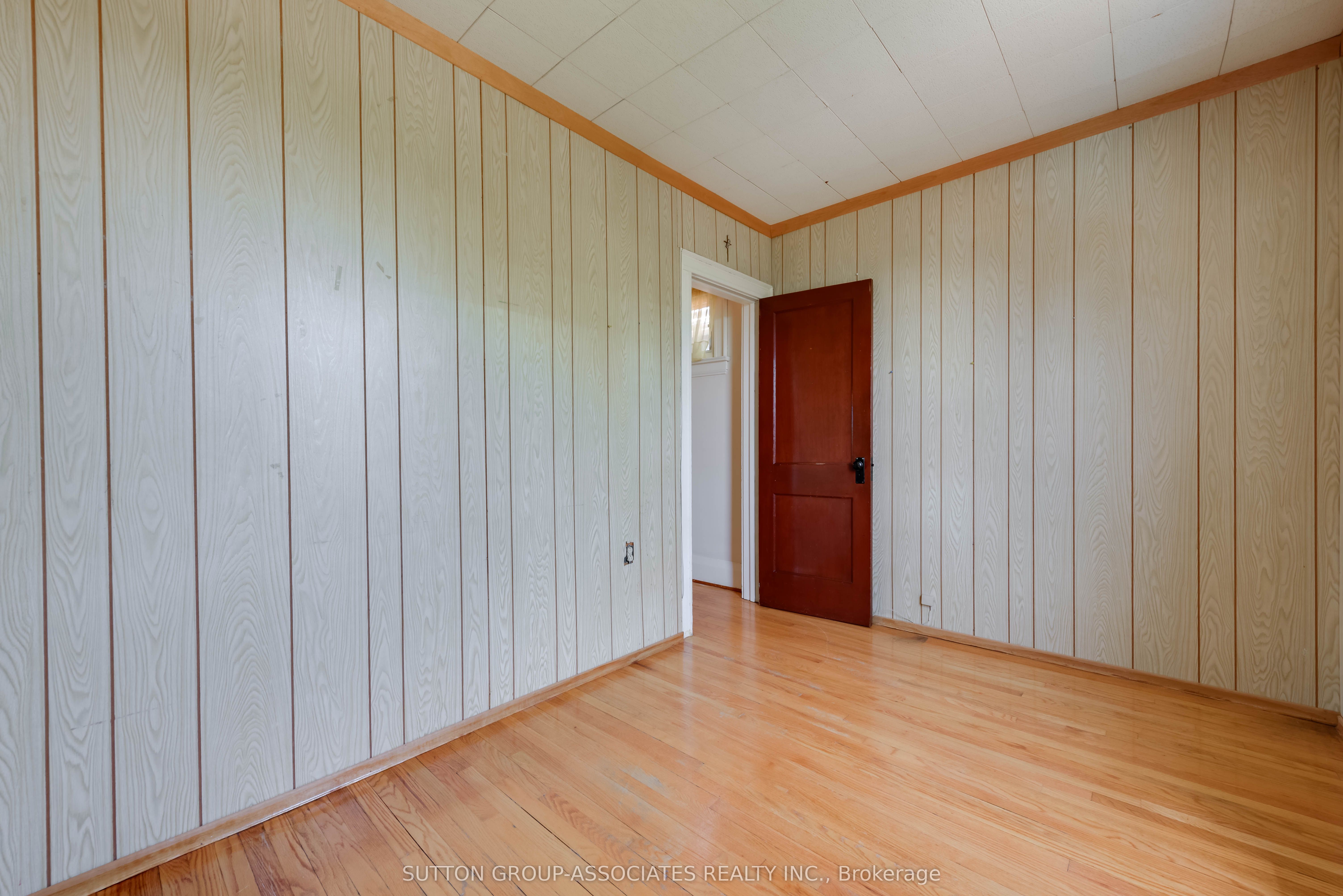 155 Earlsdale Avenue Property Photo 16