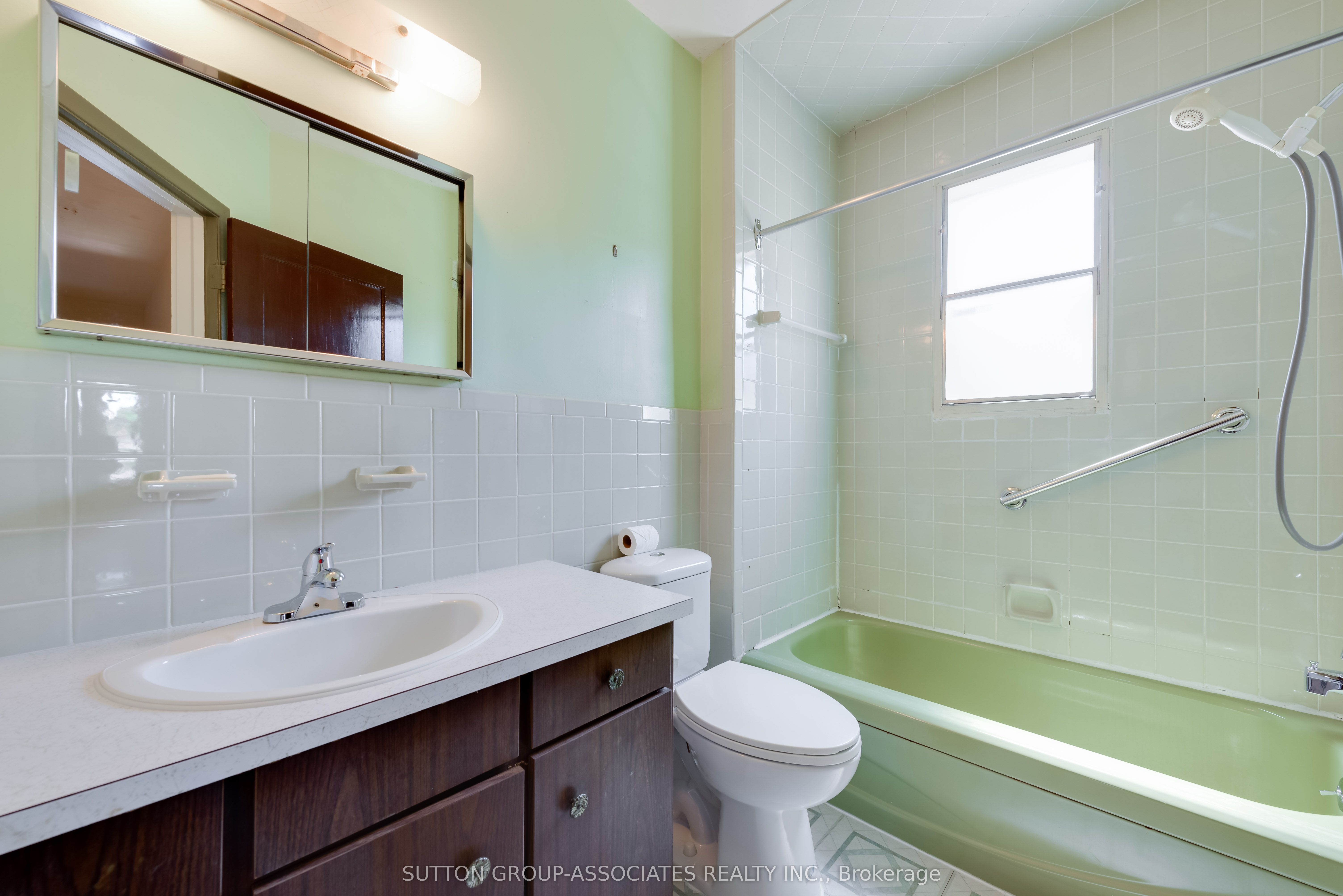 155 Earlsdale Avenue Property Photo 17